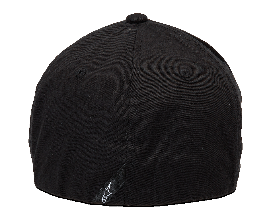 Cappello Alpinestars Ageless Curve, cappellino sportivo nero, vista posteriore con design flex back, piccola etichetta nera con logo bianco sul retro, struttura in tessuto twill