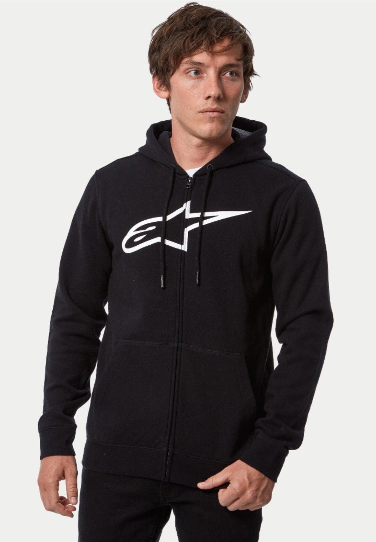Felpa con cappuccio Alpinestars Ageless Zip V3, felpa con zip frontale, nero e bianco, con grande logo Alpinestars bianco sul petto, cappuccio con cordino e chiusura a zip integrale, abbigliamento casual streetwear