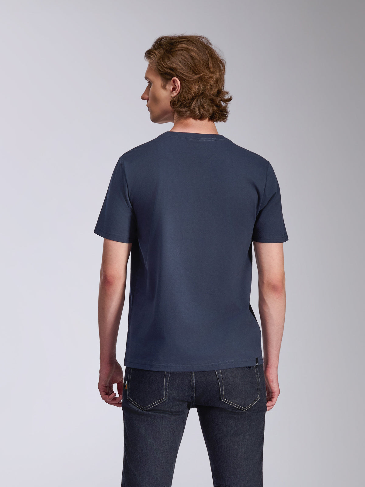 Alpinestars Ageless 2.0 CSF Tee, maglietta a maniche corte, blu navy, vista posteriore, design semplice, streetwear casual da motorsport