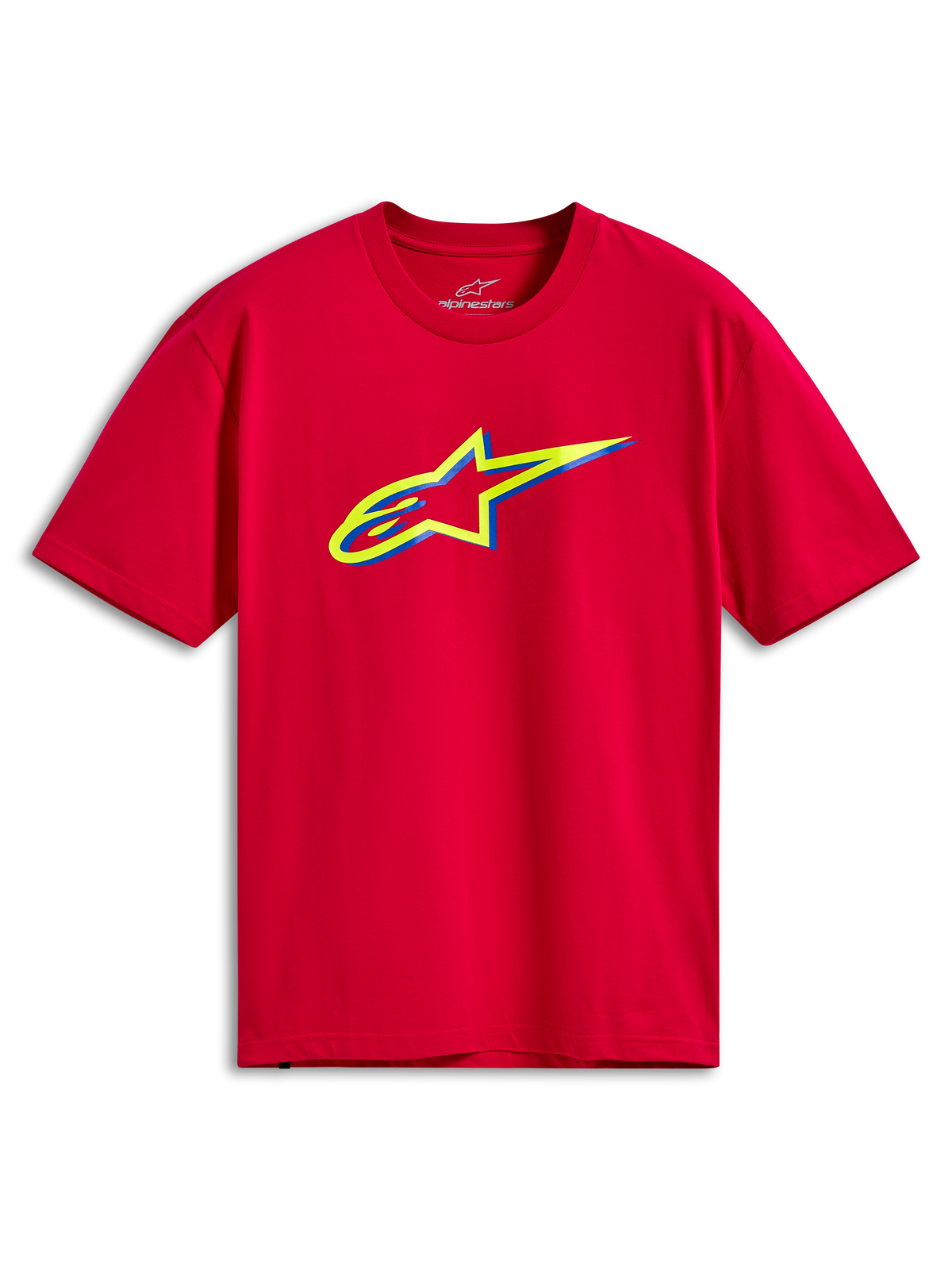 Alpinestars Ageless Shadow CSF Tee, t-shirt a maniche corte, rossa, con grafica del logo Ageless stratificato giallo e blu sul petto, abbigliamento streetwear casual da motorsport