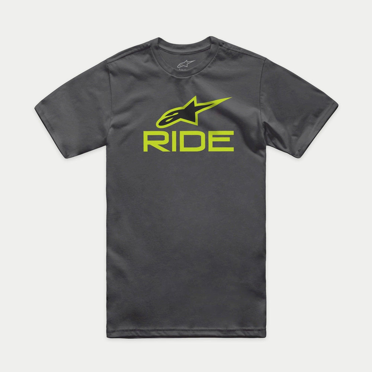 Alpinestars Ride 4.0 CSF Tee, t-shirt a maniche corte, color antracite, logo Alpinestars verde lime e nero con scritta RIDE, abbigliamento sportivo casual per il motorsport