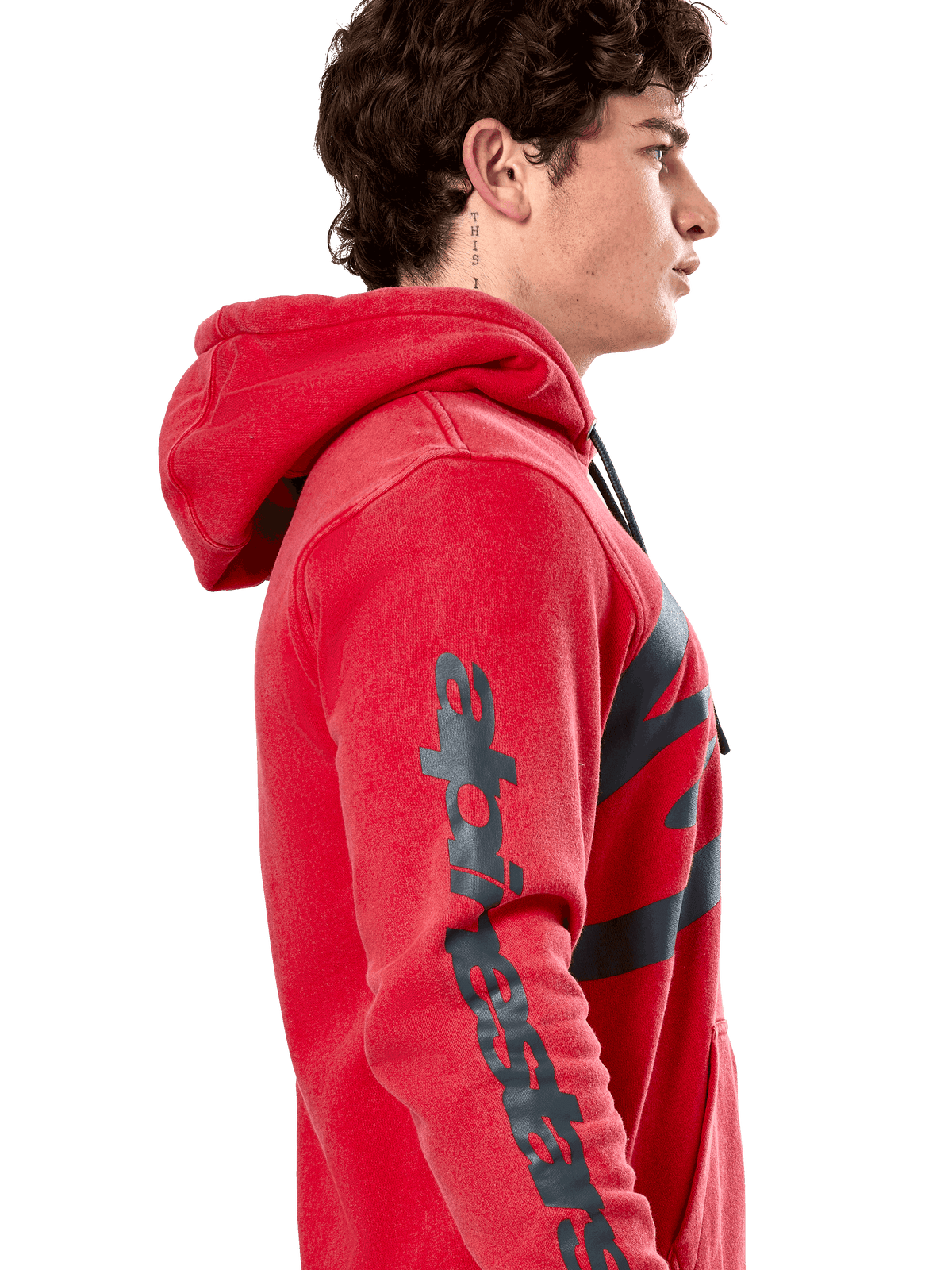 Felpa con cappuccio Alpinestars Unbound, felpa pullover in pile rosso, profilo laterale con marchio Alpinestars grigio scuro sulla manica, finitura tinta in capo con cappuccio regolabile, streetwear casual motorsport