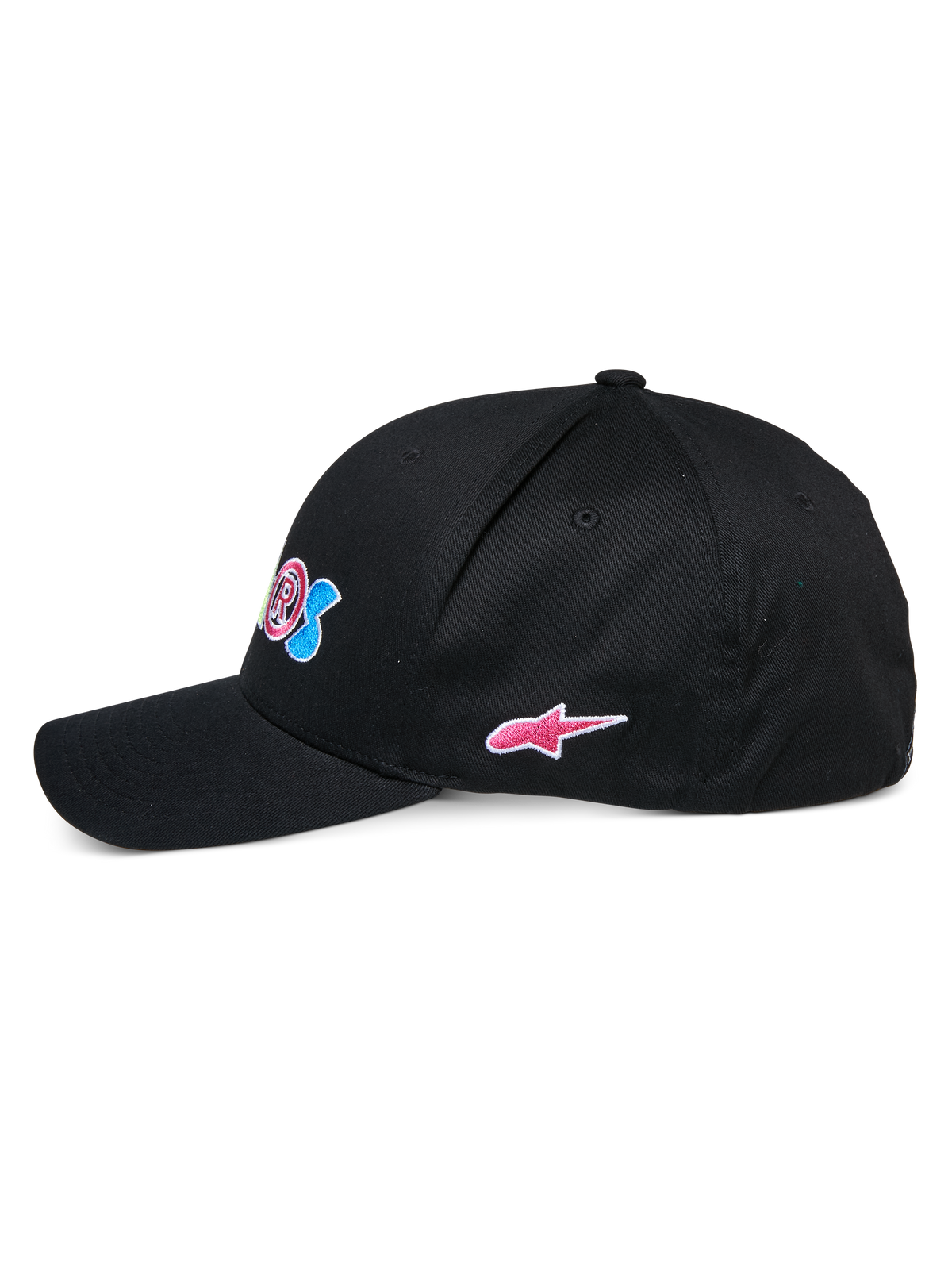 Cappello Alpinestars Cereal, cappellino da baseball nero, vista di profilo laterale, visiera curva con corona strutturata, con ricamo frontale colorato e logo Alpinestars a stella rosa sul lato, copricapo sportivo casual