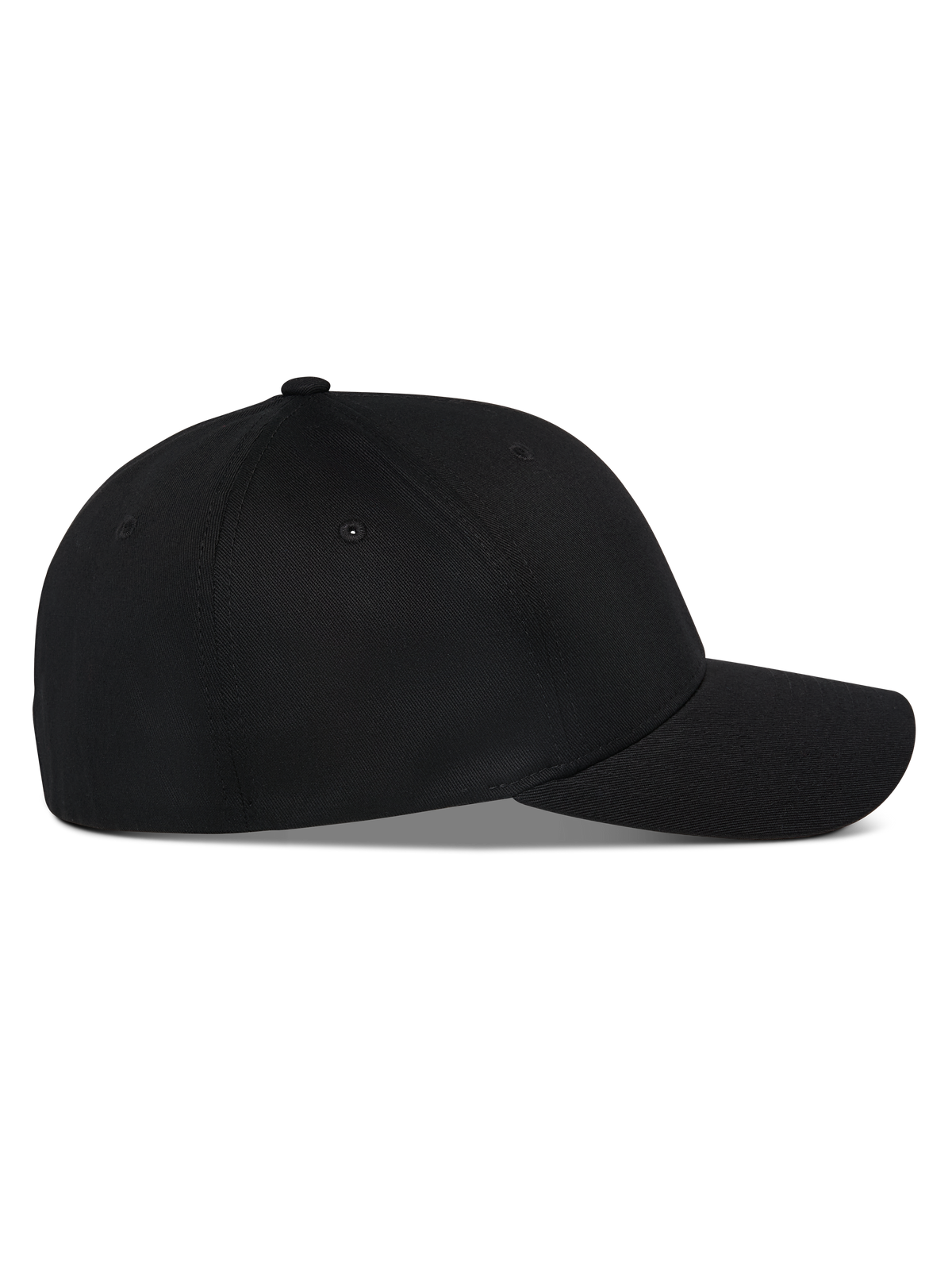 Cappello Alpinestars Pivot, nero, vista di profilo laterale di un cappellino da baseball strutturato con visiera curva, tessuto twill, copricapo casual ispirato al motorsport