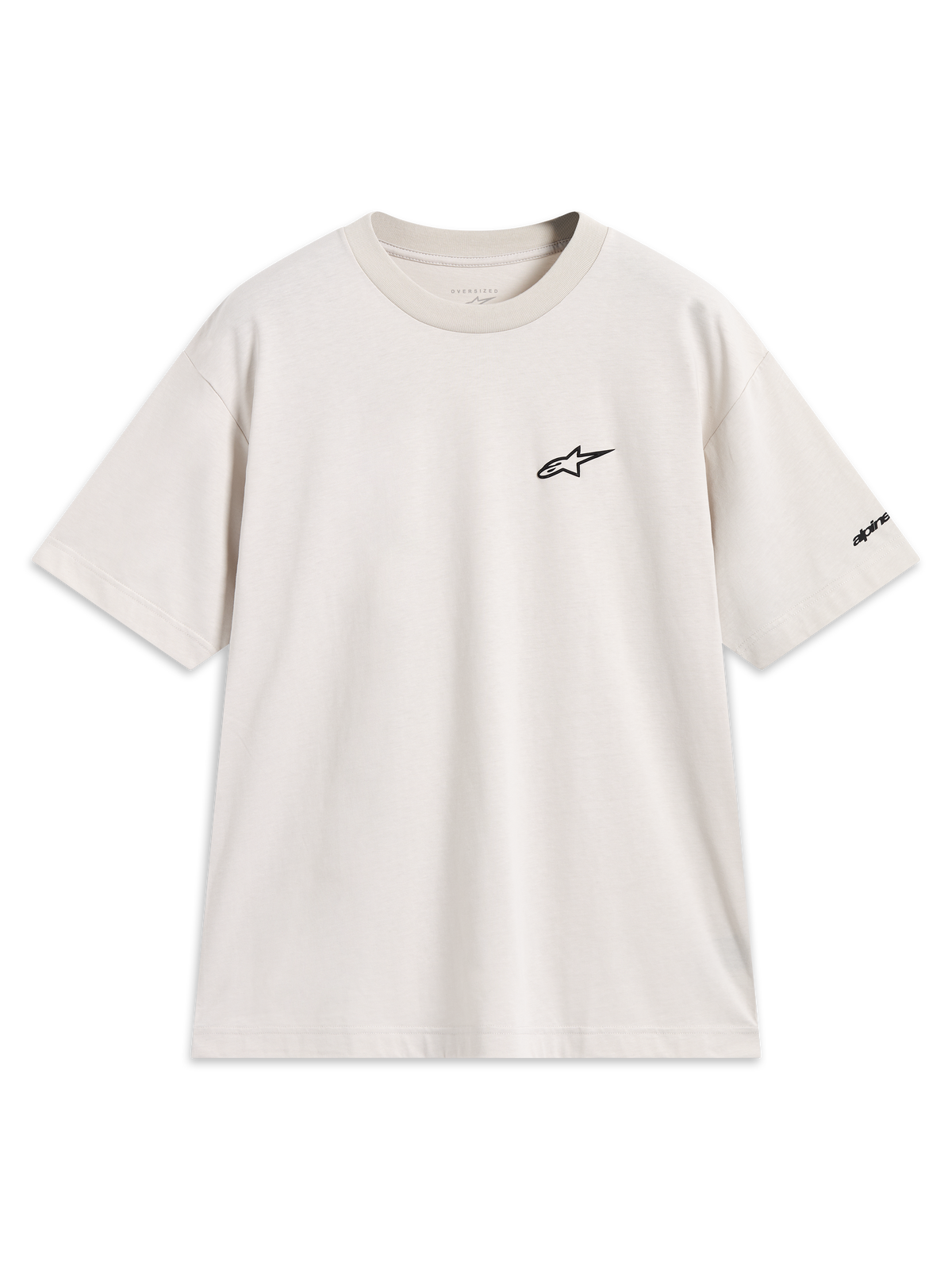 Alpinestars Mandate Oversized CSF Tee, maglietta a maniche corte beige sabbia con logo puff print nero sul petto e grafica sulla manica, vestibilità oversized, stile sportswear casual.