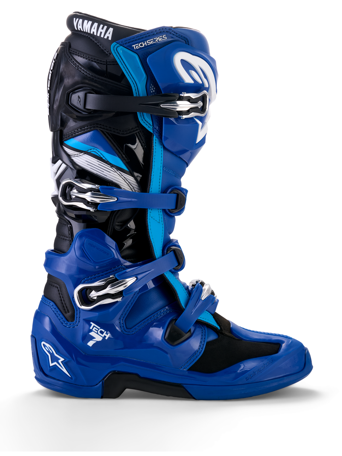 Stivali Alpinestars Yamaha Tech 7, stivali da motocross, blu con dettagli neri e bianchi, profilo laterale con quattro fibbie regolabili, protezione rinforzata in TPU su stinco e tallone, logo Yamaha in evidenza e suola robusta per prestazioni fuoristrada