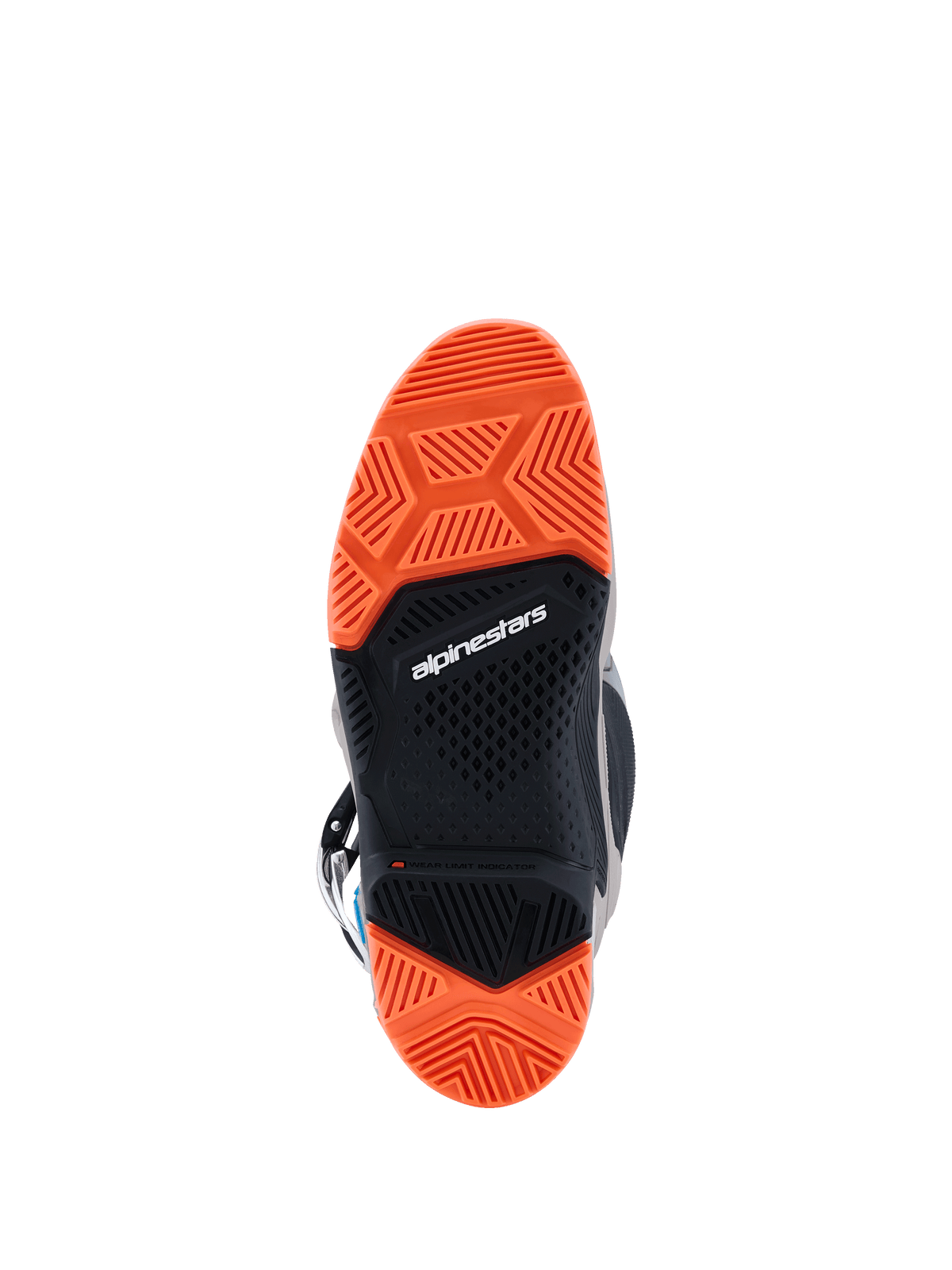 Stivali Alpinestars Tech 7 Enduro 2026, vista dal basso della suola specializzata bi-mescola, Nero e Arancione Fluo, battistrada con design complesso per un'aderenza off-road superiore, logo Alpinestars e indicatore di limite di usura.