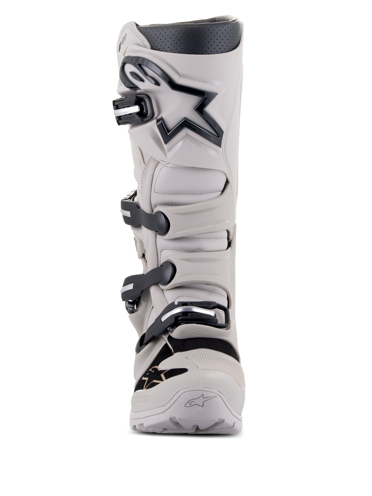 Stivali Alpinestars Tech 7 Enduro Drystar®, stivali da moto per enduro e fuoristrada, Gray Sand, grigio chiaro con dettagli e logo neri, dotati di sistema di chiusura a quattro fibbie, piastra tibiale rinforzata e design robusto per prestazioni in ogni condizione climatica