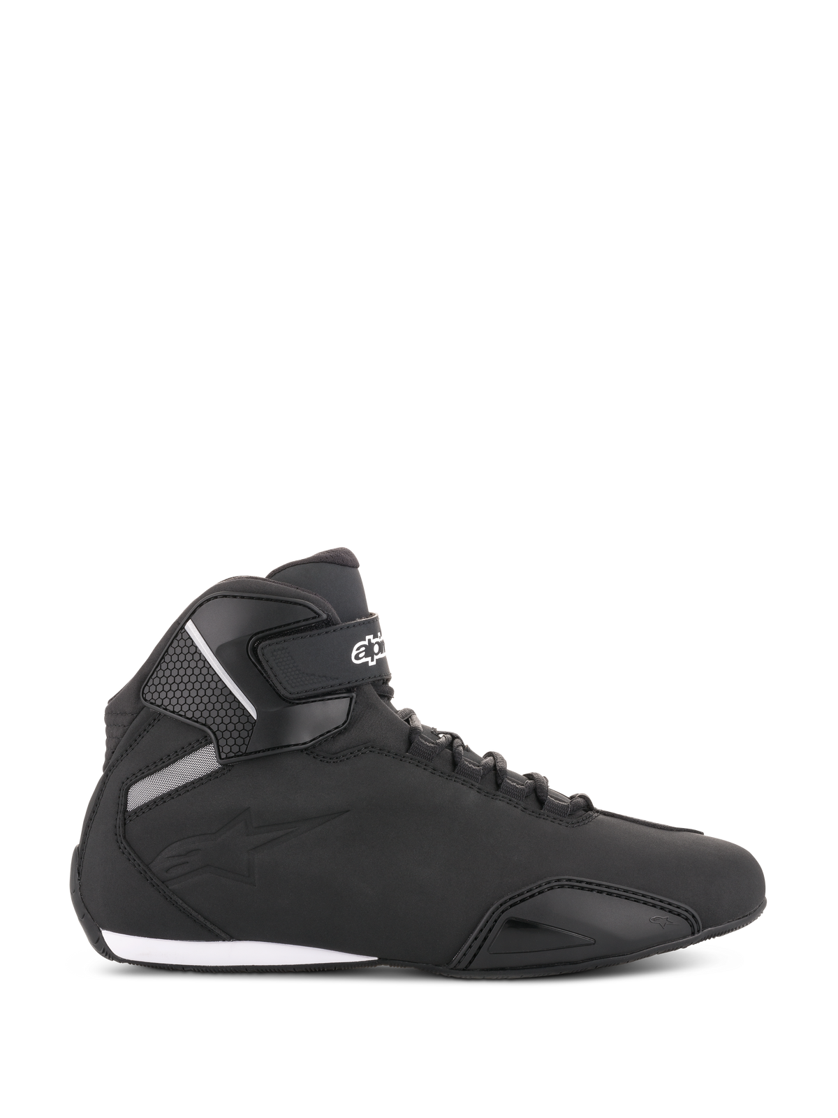 Scarpe Alpinestars Sektor, scarpe da moto nere, vista di profilo, design alto con tomaia in microfibra, cinturino alla caviglia con logo bianco, allacciatura rapida e aree rinforzate su punta e tallone, calzature da strada d'ispirazione sportiva