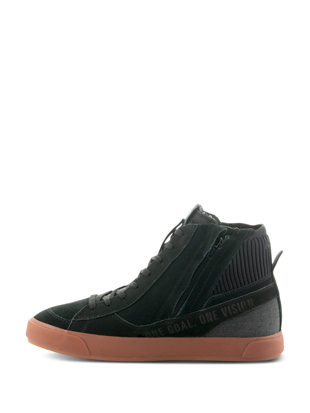 Alpinestars Stated Shoes, scarpe da moto urbane, nero e gomma, vista laterale con cerniera laterale, suola in gomma vulcanizzata e scritta 'ONE GOAL. ONE VISION.' sulla tomaia in camoscio e tela