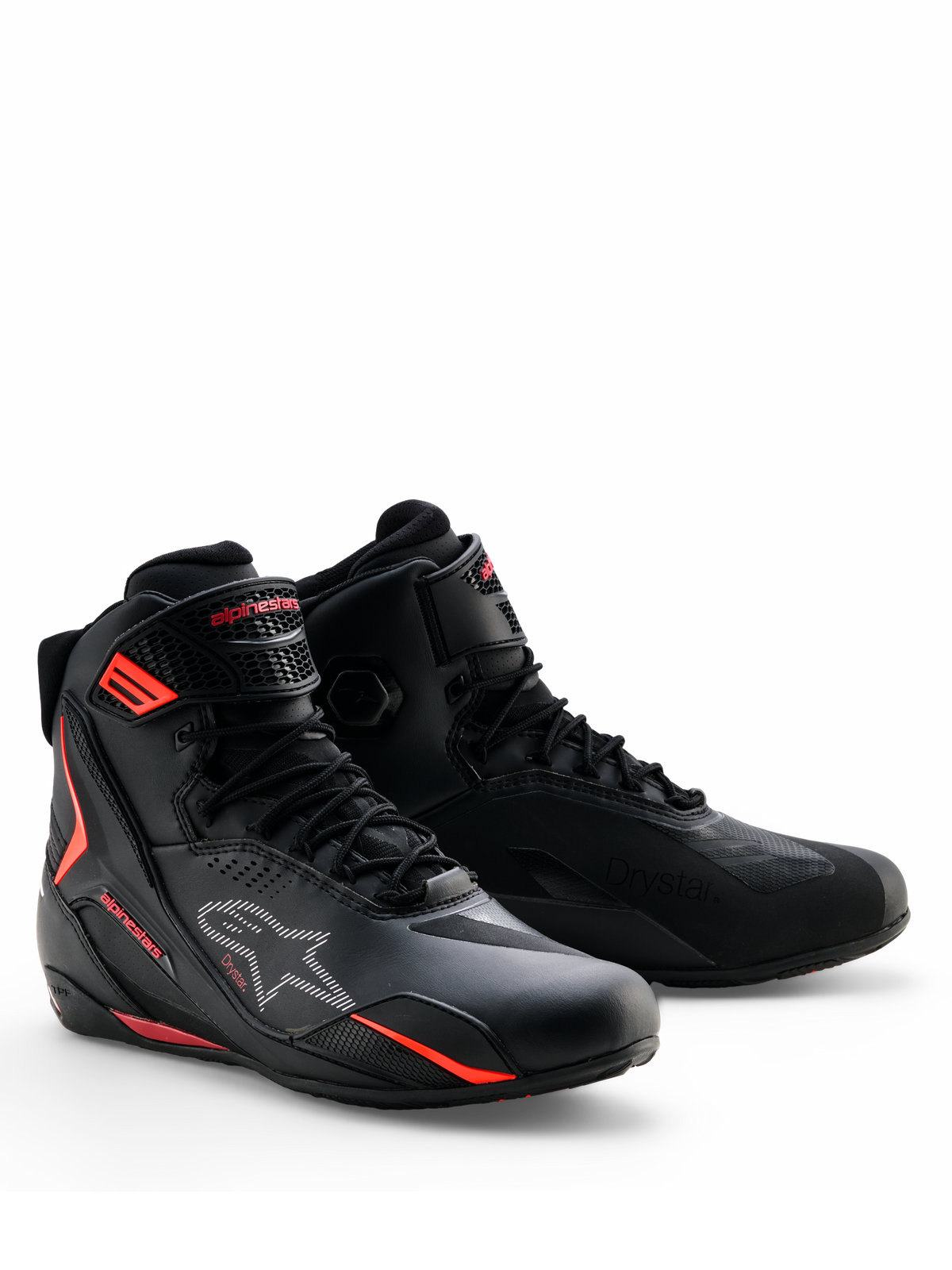 Scarpe Alpinestars Faster-4 Drystar®, scarpe da moto, nero con accenti Rio Red e Red Fluo, design stringato con tomaia in microfibra impermeabile, profilo atletico ed elegante per la guida su strada e sportiva