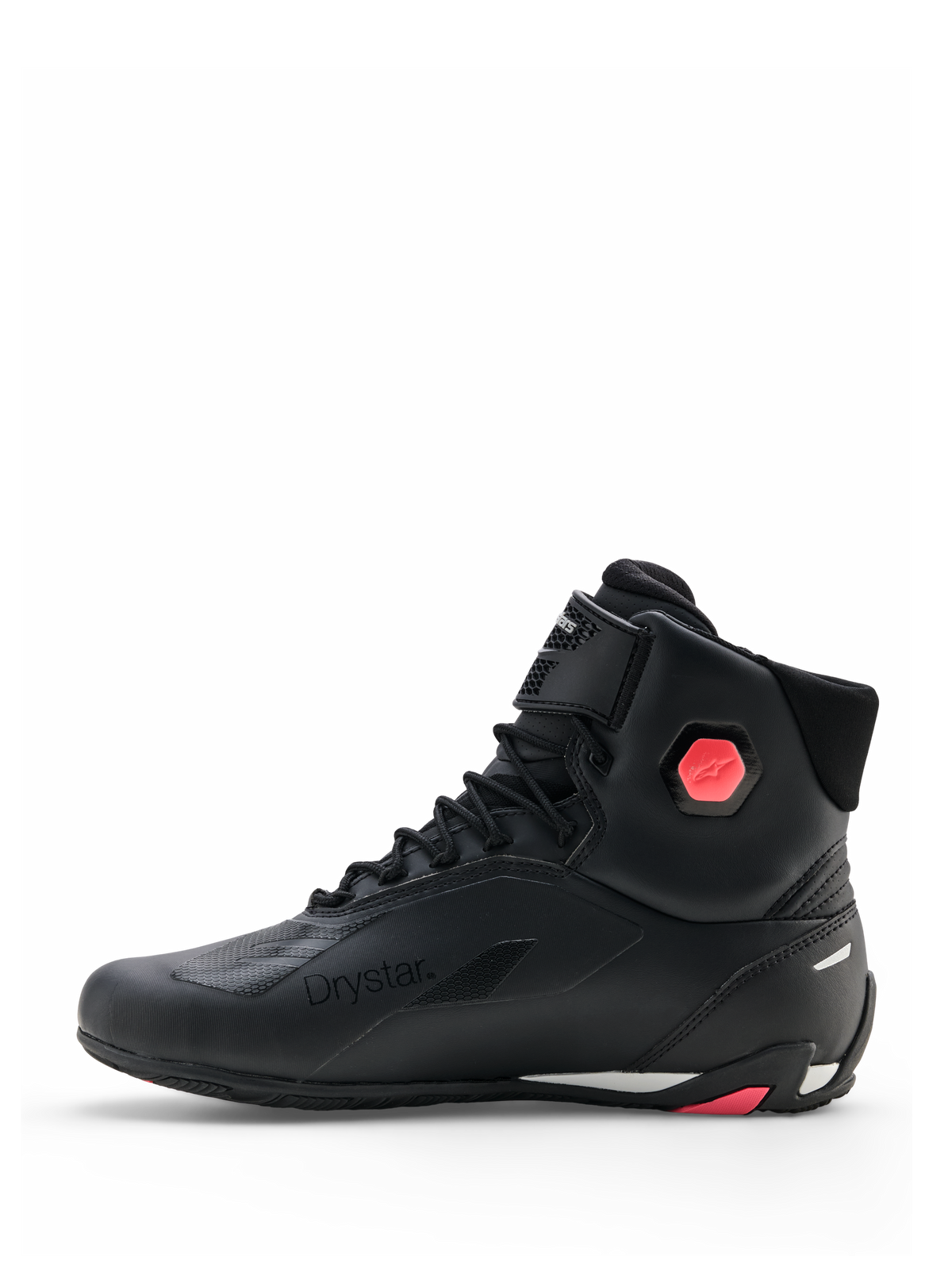 Scarpe Alpinestars Stella Faster-4 Drystar®, scarpe da moto da donna, nero e corallo fluo, vista laterale che mostra la tomaia in microfibra senza cuciture, chiusura con lacci e dettaglio della protezione della caviglia in corallo