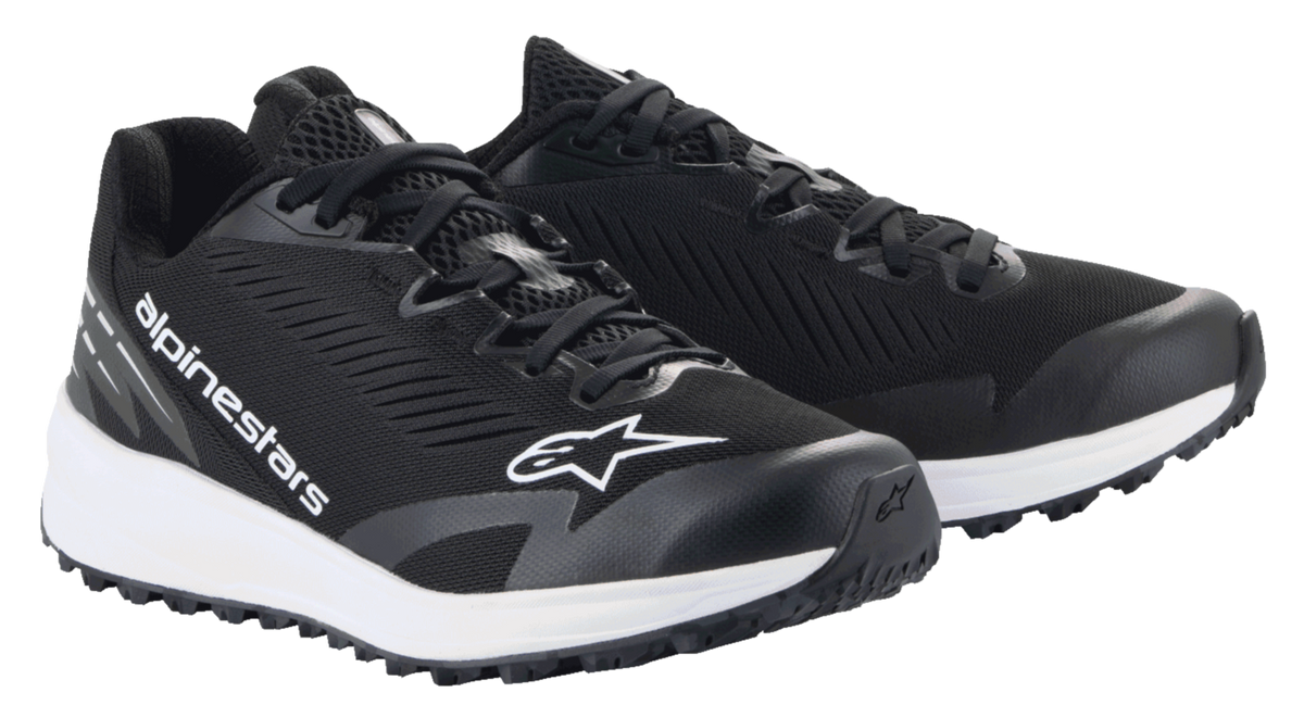 Scarpe Alpinestars Meta Road V2, scarpe sportive, nero e bianco, tomaia in mesh traspirante con marchio Alpinestars bianco, intersuola bianca spessa, design atletico per l'abbigliamento da lavoro dei team di gara
