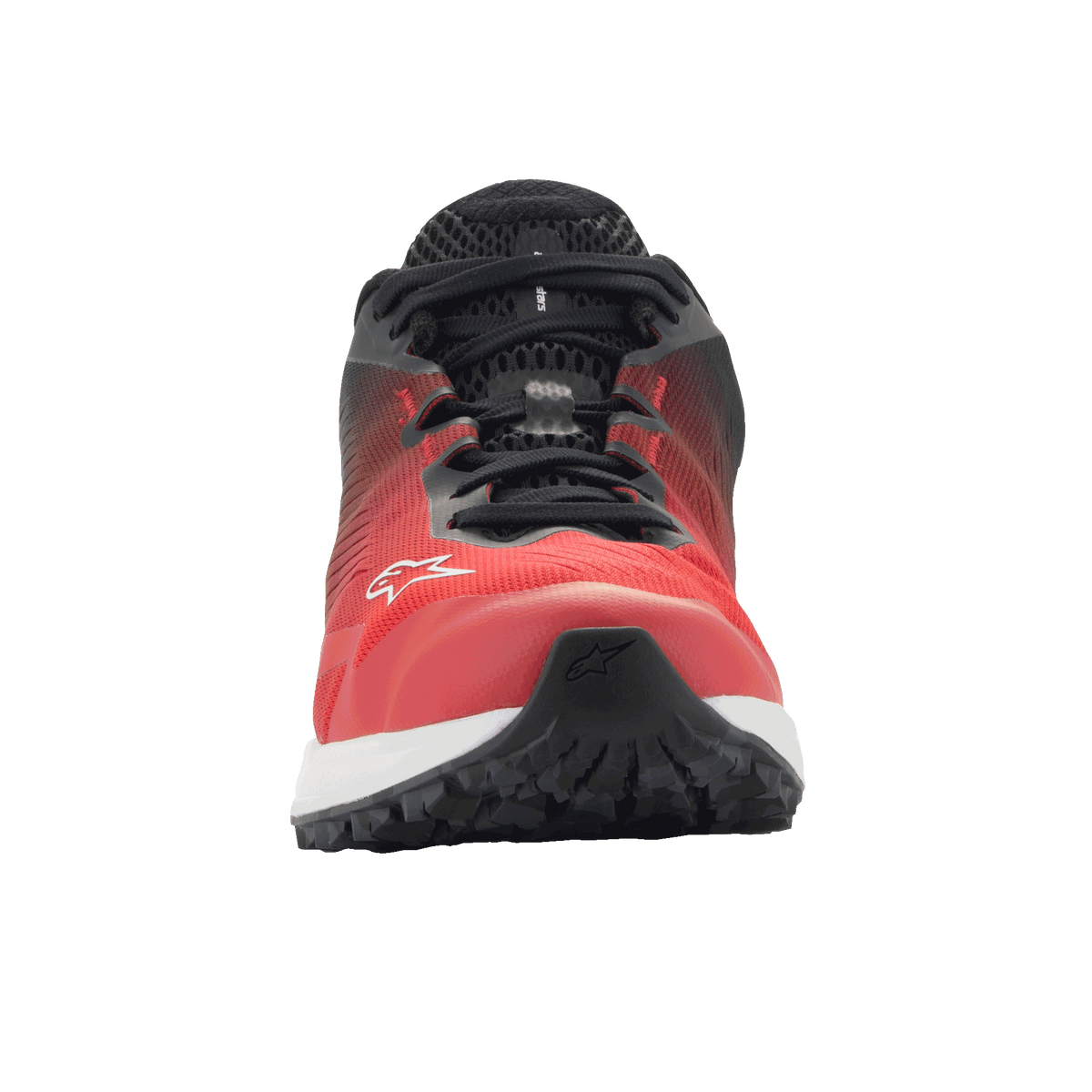 Scarpe Alpinestars Meta Road V2, scarpe sportswear, rosso, nero e bianco, vista frontale con tomaia in mesh traspirante e logo Alpinestars bianco, design leggero da abbigliamento da lavoro per team di gara