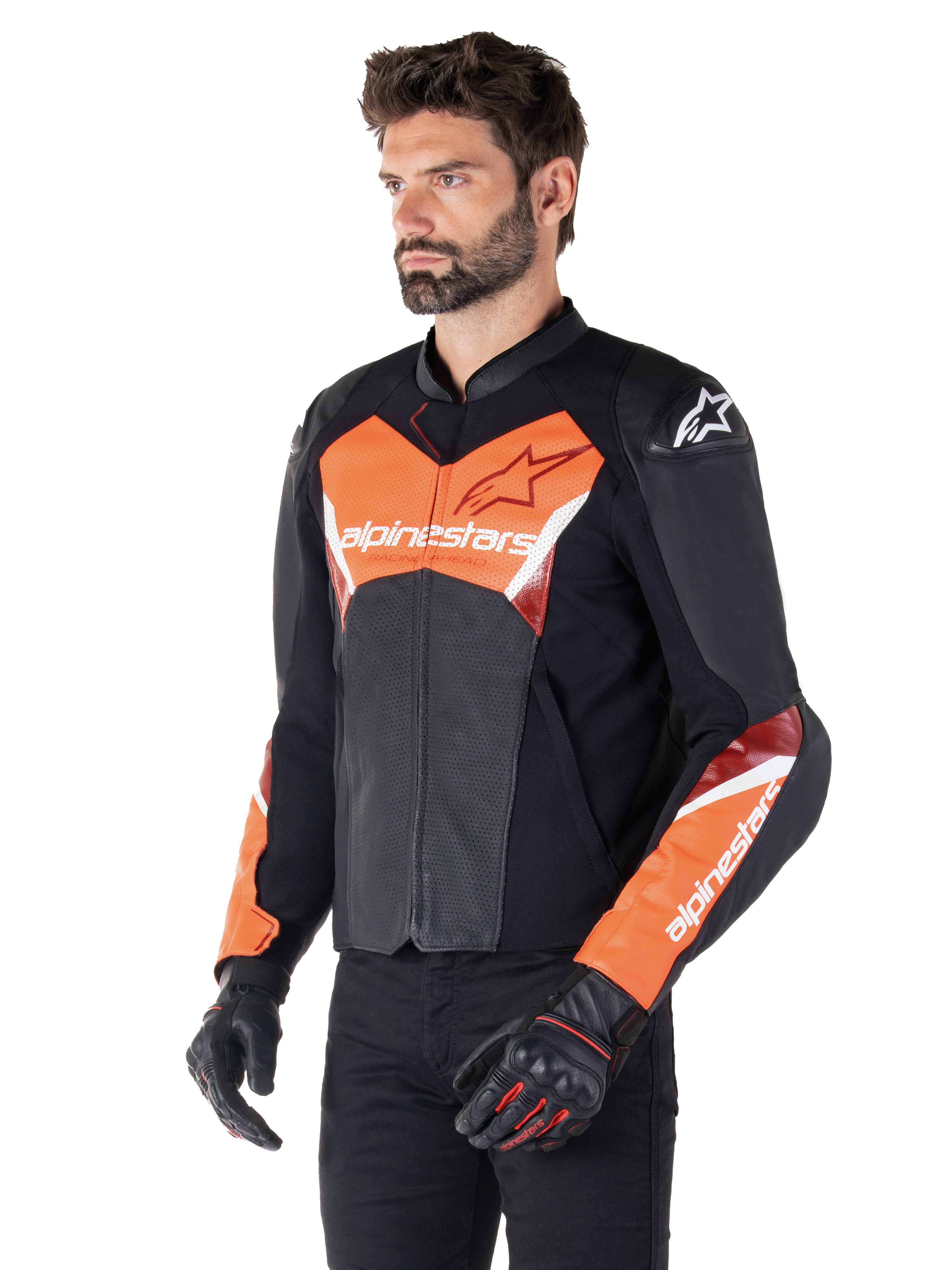 Giacca in pelle Alpinestars Faster V3 Airflow, giacca da moto sportiva, nero e rosso fluo, caratterizzata da pelle traforata per la ventilazione, pannelli elasticizzati HRSF e protezioni per le spalle DFS GP Lite, silhouette raffinata derivata dalle gare