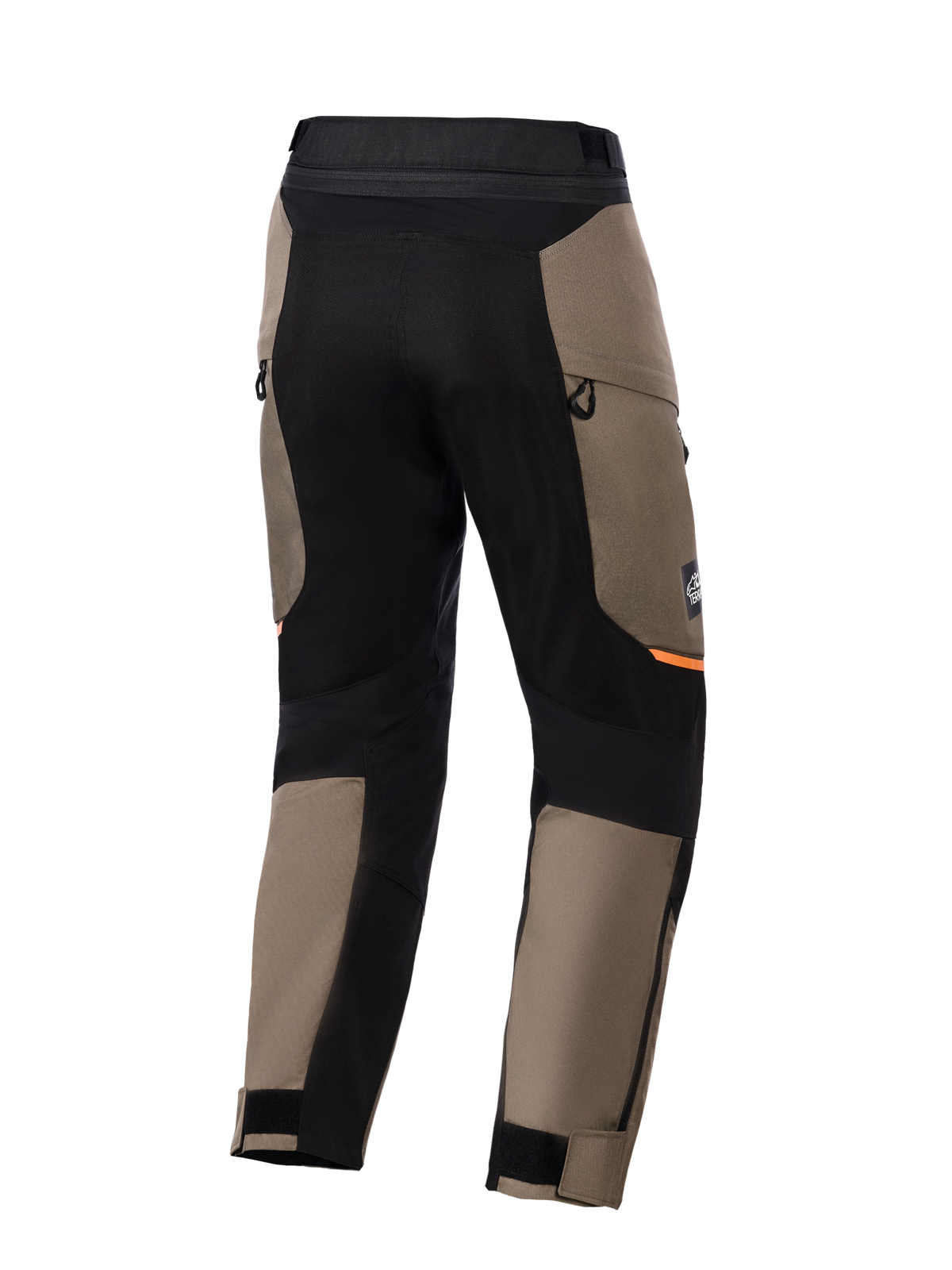 Alpinestars Cusco Drystar® Pants, pantaloni da moto adventure, marrone noce e nero, vista posteriore con pannelli elasticizzati neri, accenti arancioni, prese d'aria con cerniera e orli regolabili in velcro per la guida su strada.