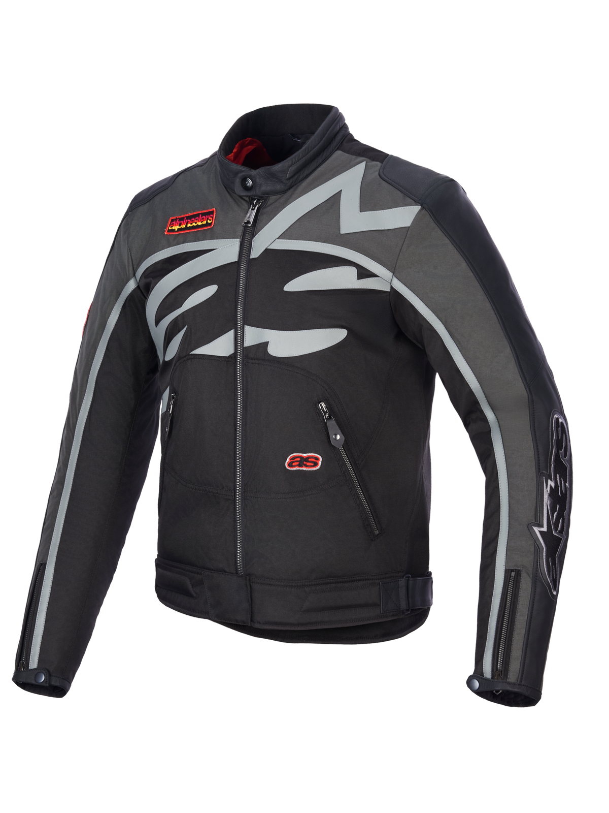 Giacca Alpinestars Axton, giacca da moto, Nero Antracite Rosso Mandarino, con un grande logo grigio avvolgente sul petto, patch rosse con marchio, costruzione in tessuto e pelle, design d'ispirazione racing vintage per la guida urbana e su strada