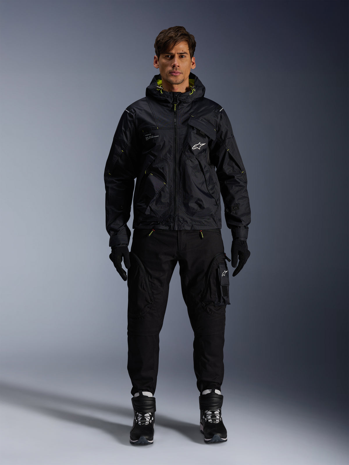 Alpinestars giacca Mogress Air, giacca da moto urbana da uomo, nera e verde, in tessuto tecnico ventilato con cappuccio, design streetwear ispirato al motorsport