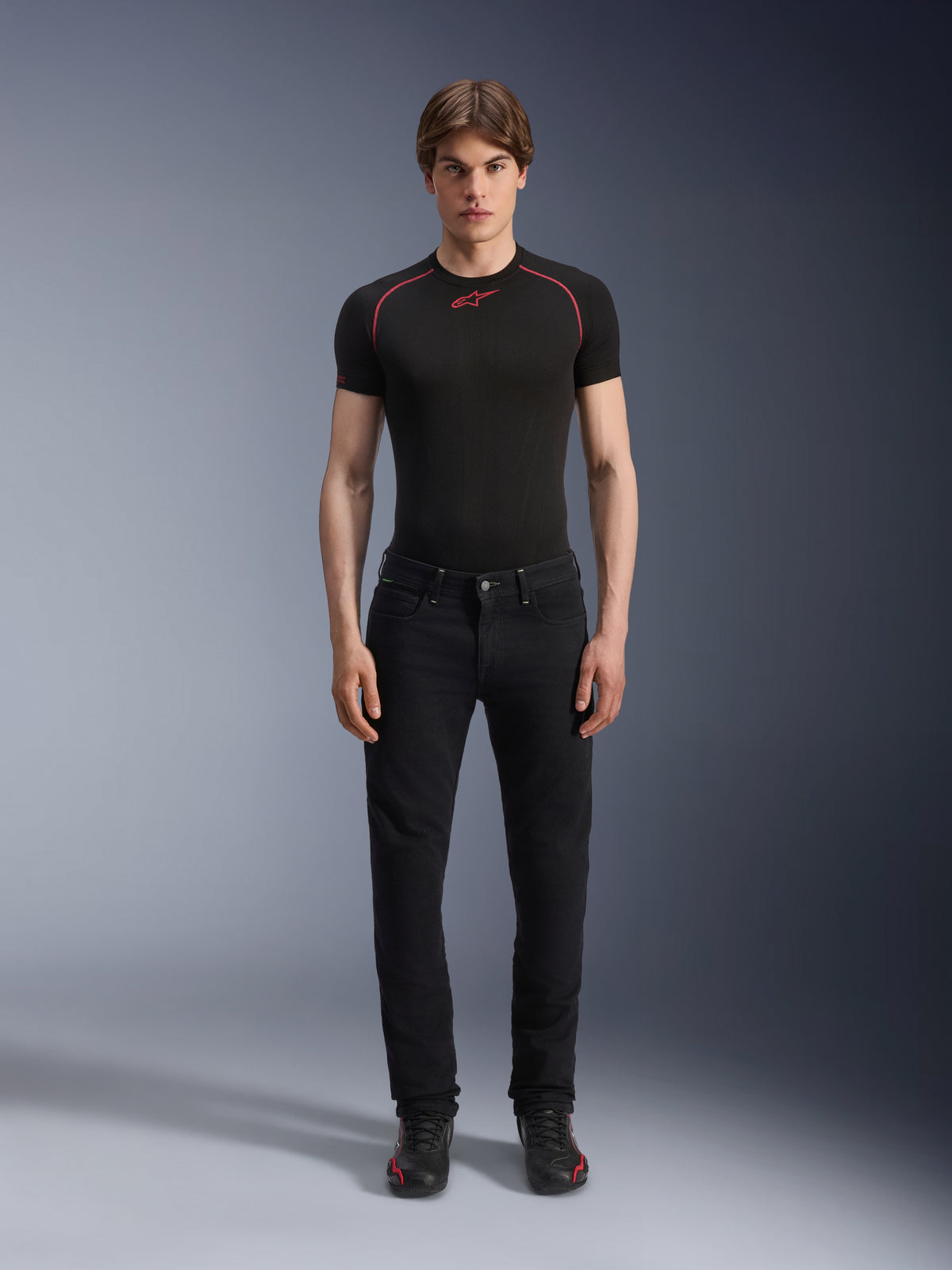 Alpinestars jeans Copper V3, jeans da moto neri per uomo, vestibilità regular a gamba dritta per il motociclismo urbano.