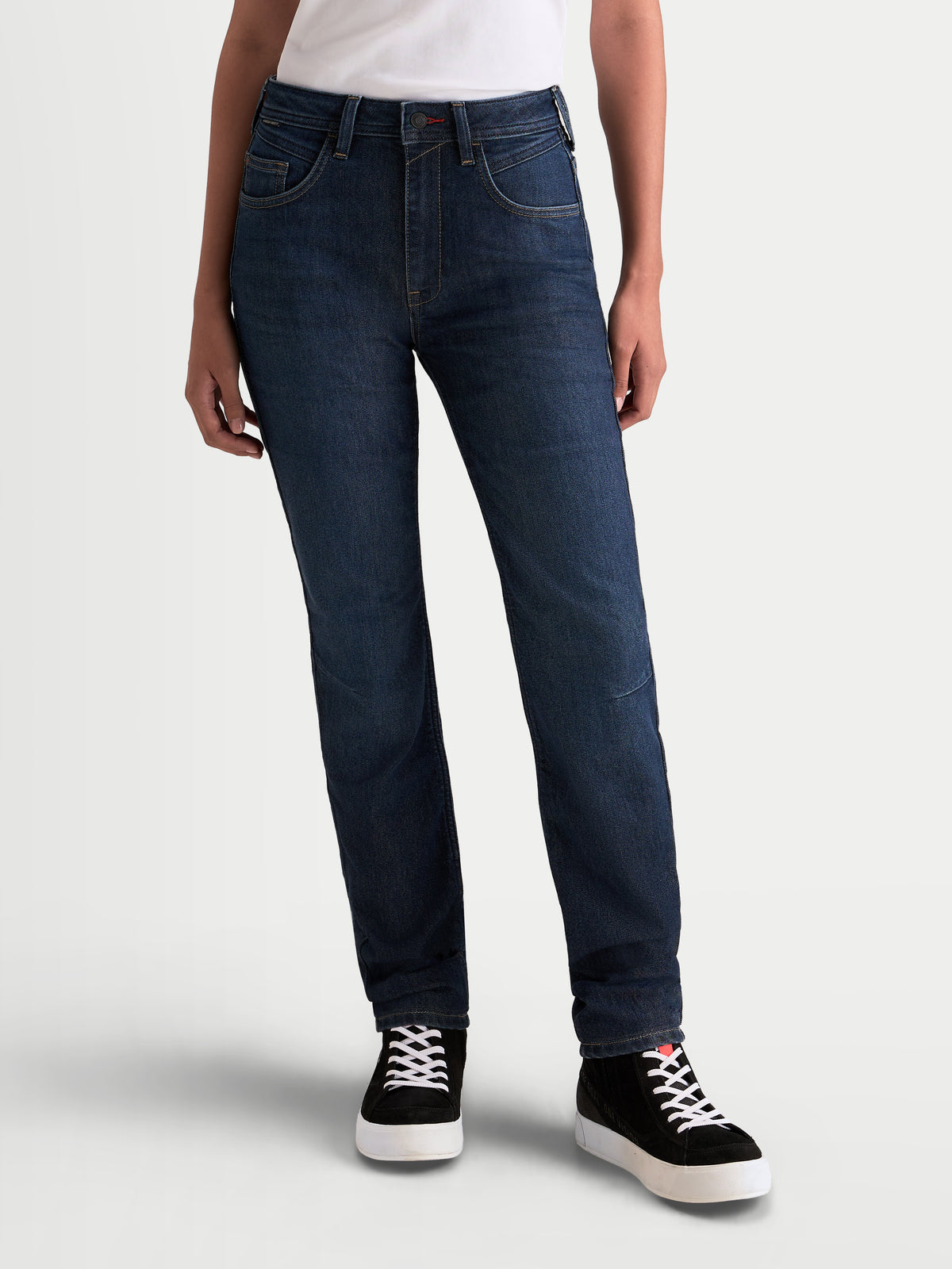 Alpinestars Stella Flex Ast 7 Denim Pantaloni Short, jeans da moto urbani da donna, blu scuro, modello monostrato certificato AA indossato da una modella
