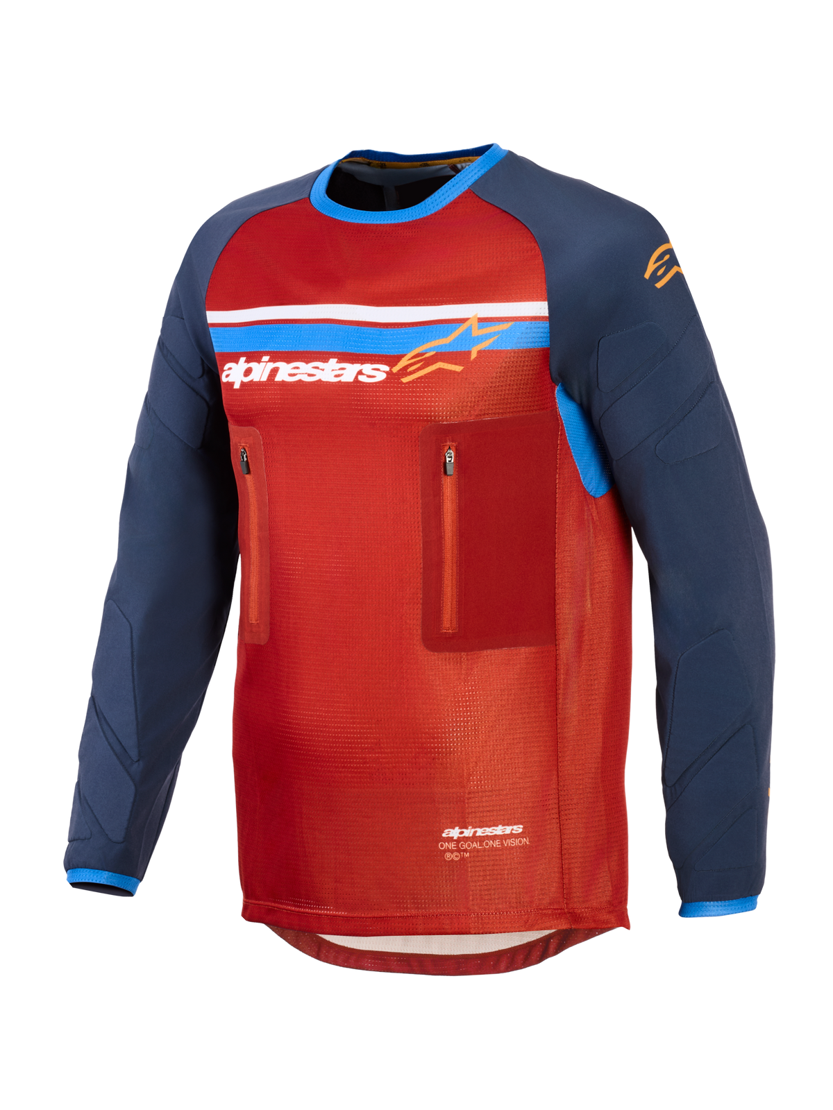 Alpinestars Maxdura Dual Jersey, maglia tecnica da moto adventure, rosso e blu scuro, con busto in rete, due tasche sul petto con cerniera, logo Alpinestars con strisce blu e bianche e maniche lunghe resistenti all'abrasione.