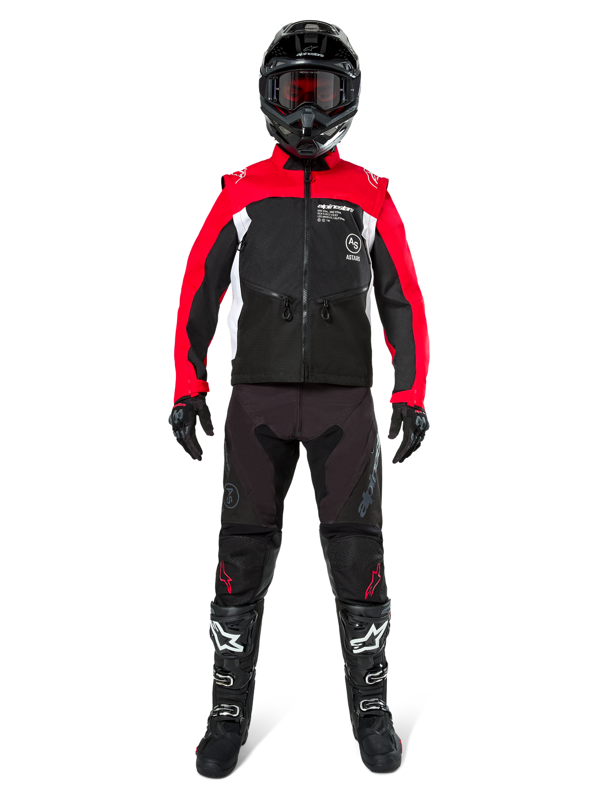Pilota di motocross con equipaggiamento completo da fuoristrada, Giacca Alpinestars Pro-Dura in Nero, Rosso Acceso e Bianco, pantaloni neri con dettagli rossi, casco nero con maschera rossa, stivali neri e bianchi, completo coordinato per enduro e trail riding