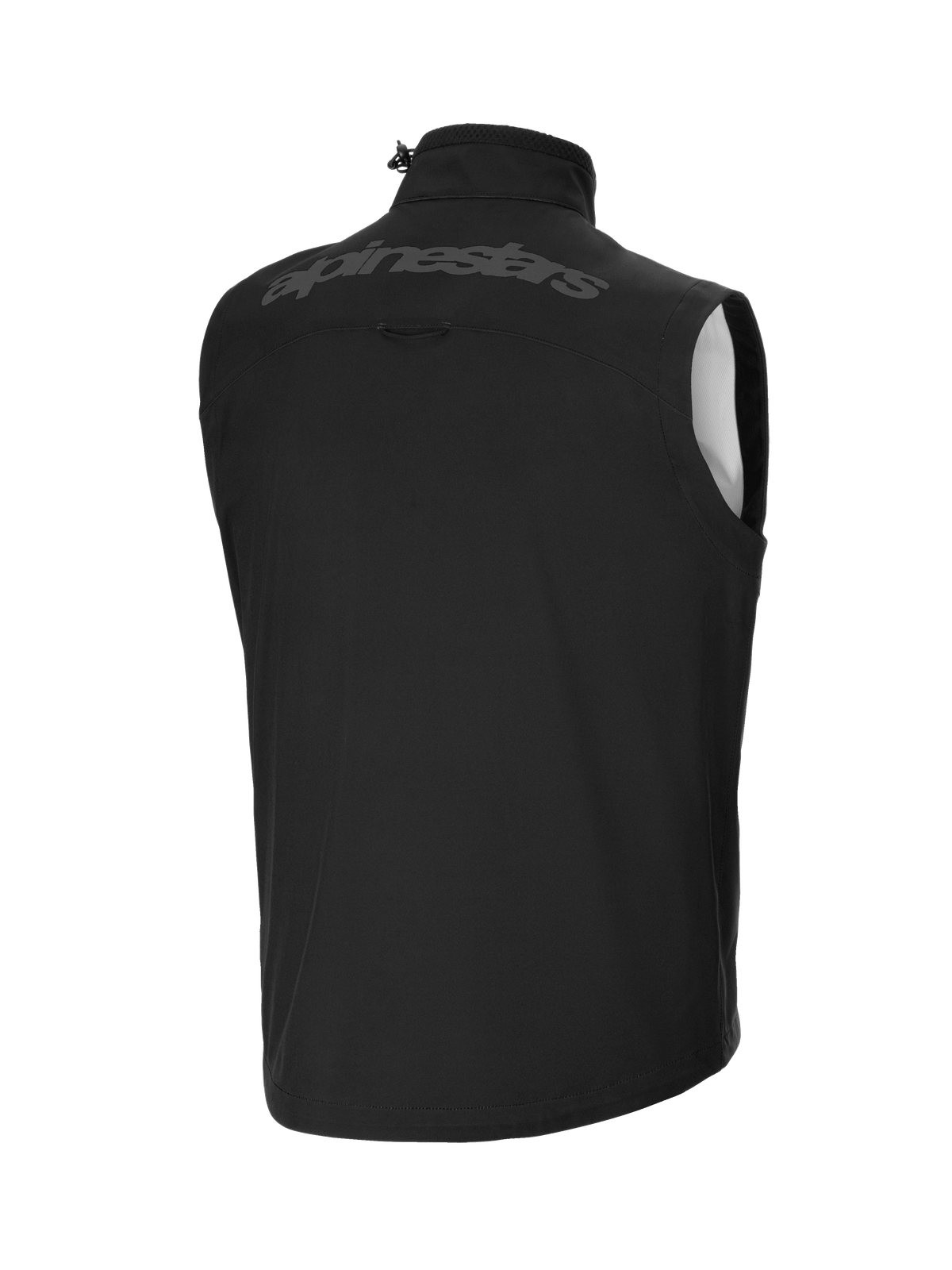 Gilet Alpinestars Techstar Softshell, nero, vista posteriore con grande marchio Alpinestars tono su tono sulla parte superiore della schiena, materiale softshell leggero e antivento, colletto alto con cordino regolabile, design ergonomico senza maniche per la stratificazione dell'abbigliamento off-road