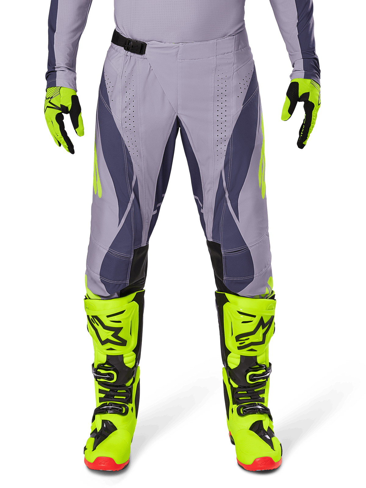 Alpinestars Techstar Dreem Pants 2025, pantaloni da motocross, grigio chiaro e grigio scuro con dettagli giallo neon, abbinati a stivali e guanti giallo neon, ventilazione tagliata al laser, fibbie nere, suole degli stivali rosse, abbigliamento professionale da motocross