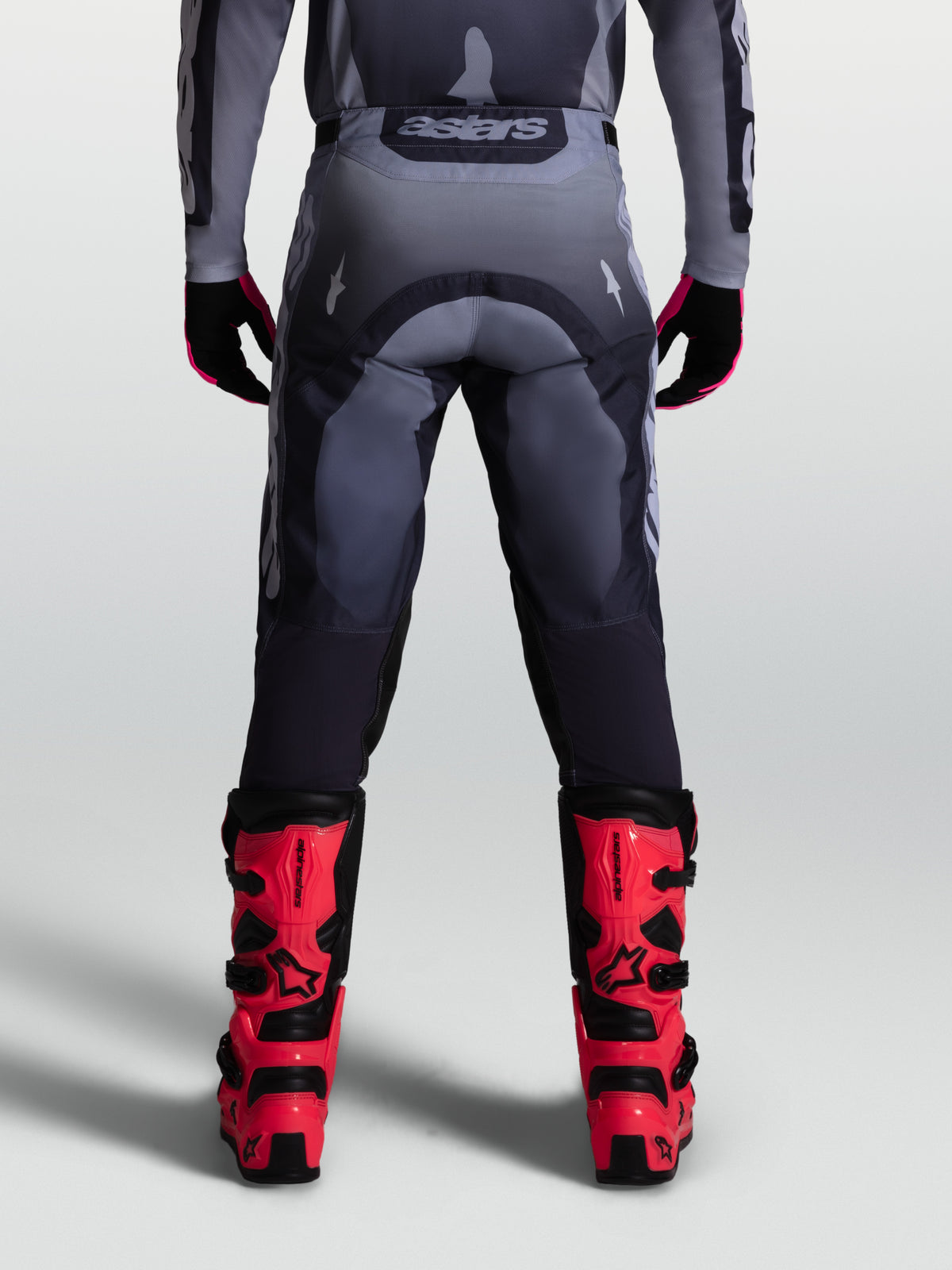 Alpinestars Pantaloni Racer Amber, pantaloni da motocross da uomo grigi, tessuto 600D, vista posteriore.