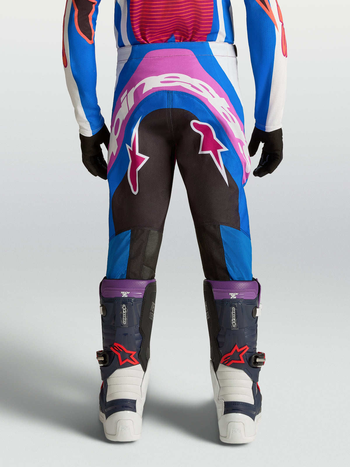 Alpinestars Pantaloni Supertech Maven Ragazzo, pantaloni motocross blu e rosa, seduta rinforzata e vestibilità atletica
