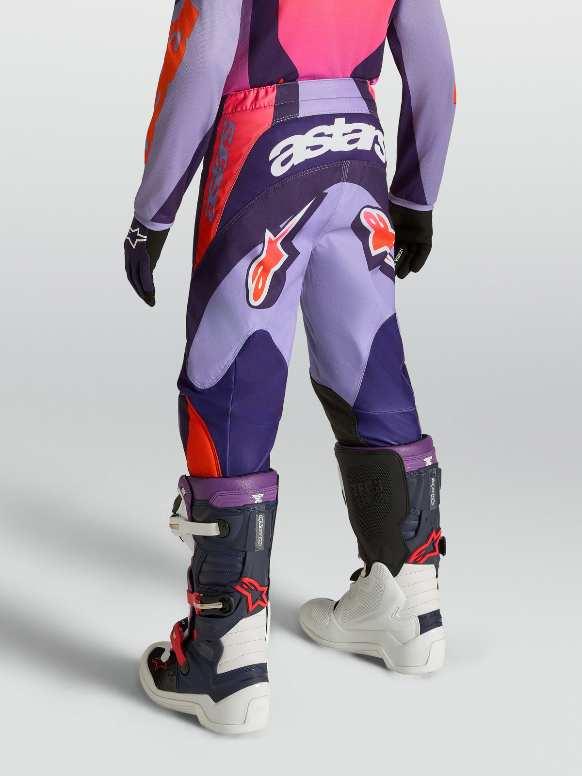Alpinestars Pantaloni Fluid Hunt Ragazzo, pantaloni motocross, viola e rosa, poliestere 600D, vista posteriore su modello