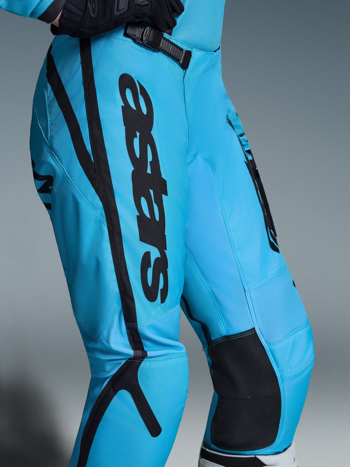 Pantaloni Stella Fluid Apex 2026