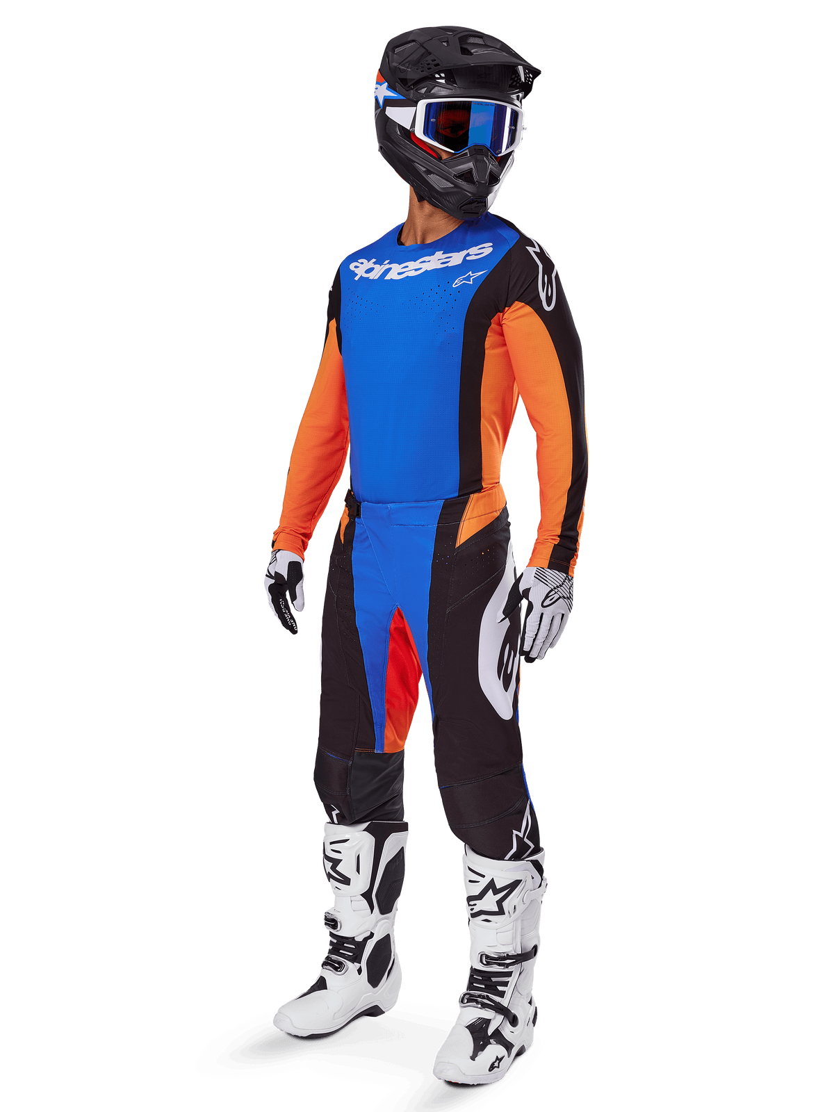 Set completo Alpinestars Techstar Melt 2025, abbigliamento completo da motocross, maglia blu con maniche arancioni, pantaloni neri con accenti blu e rossi, casco nero con dettagli bianchi e blu, guanti e stivali bianchi con motivi neri, equipaggiamento protettivo da gara