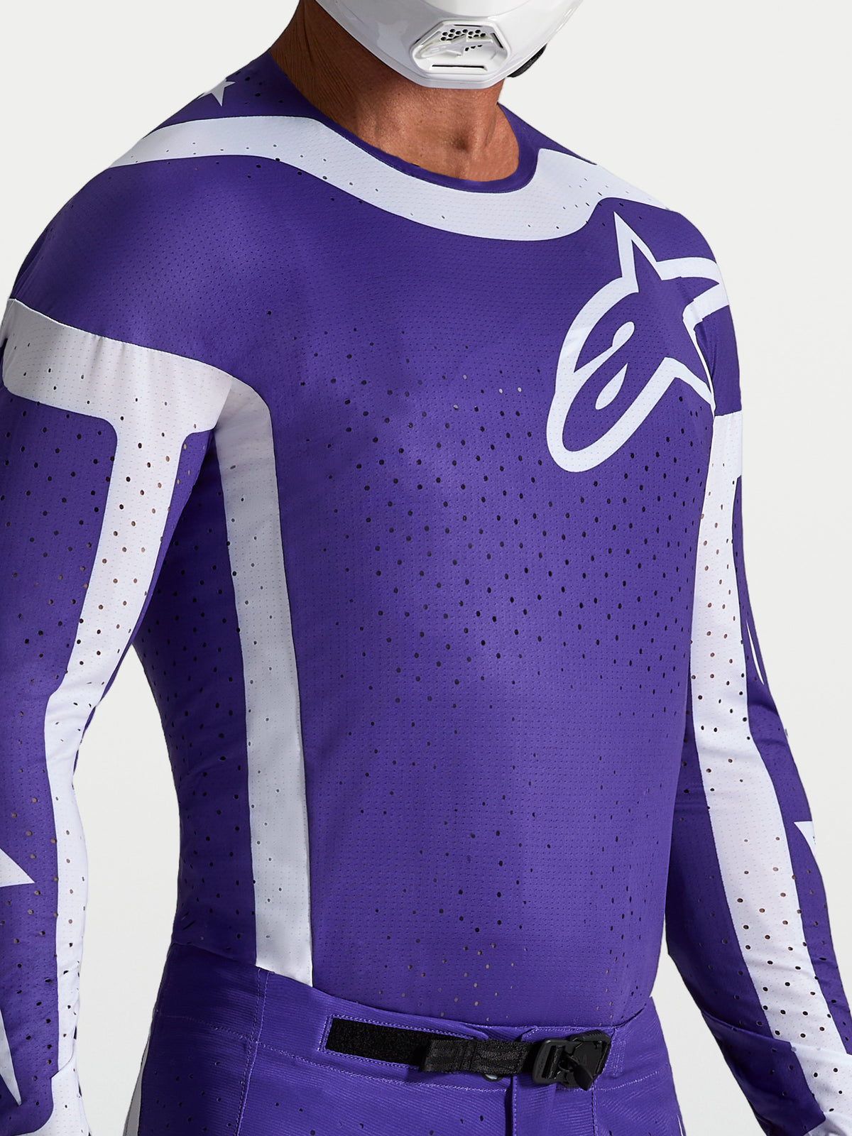 Alpinestars Maglia Supertech Vesta, maglia motocross per uomo, blu e bianco, mesh traforato al laser per ventilazione, vestibilità atletica da gara.