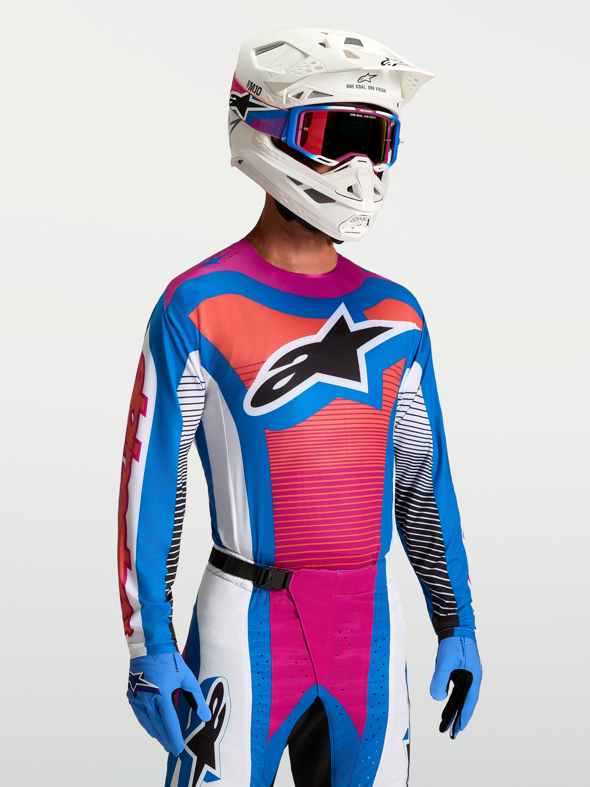 Alpinestars Maglia Techstar Maven, maglia motocross da uomo, blu e corallo, vestibilità atletica per gare fuoristrada.
