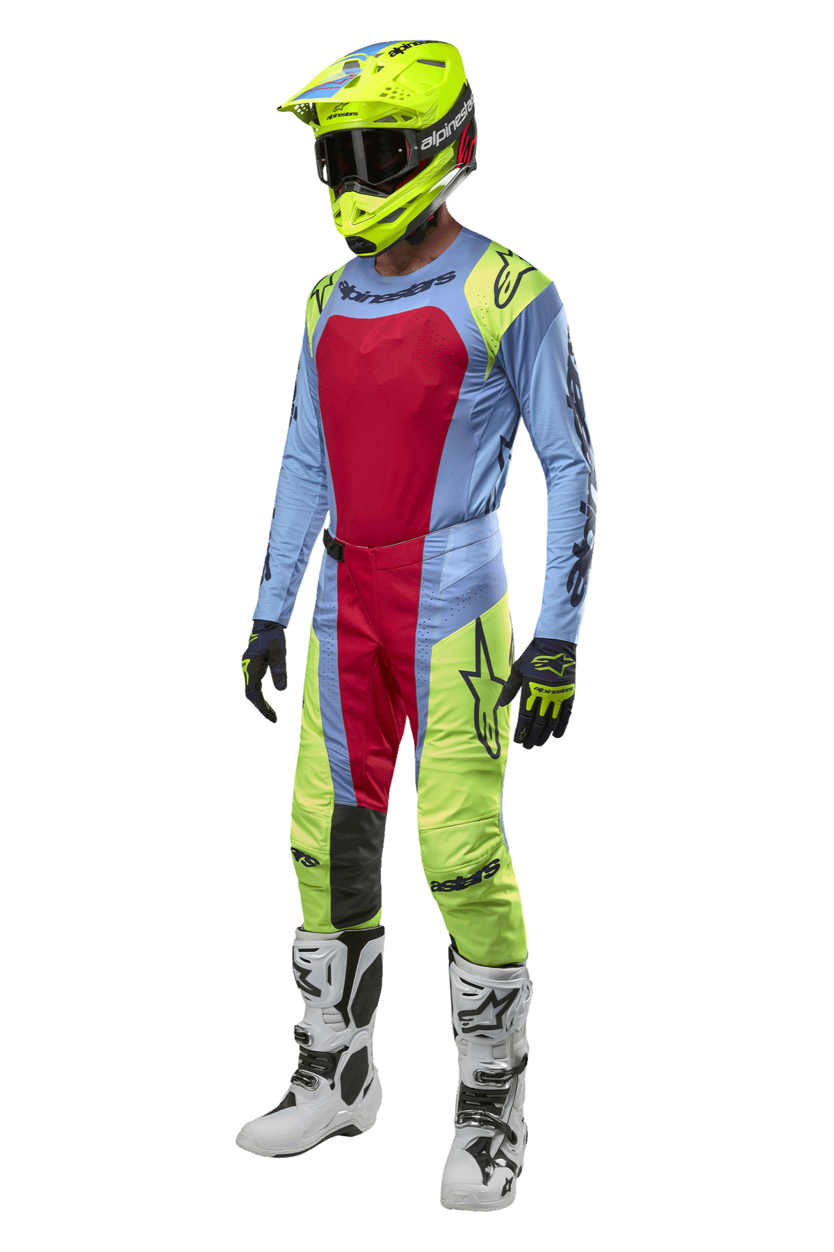 Alpinestars 2024 Techstar Ocuri, set maglia e abbigliamento, pilota di motocross in kit azzurro, giallo fluo e rosso berry, comprensivo di casco giallo fluo, pantaloni abbinati e stivali bianchi, completo da gara coordinato per competizioni fuoristrada