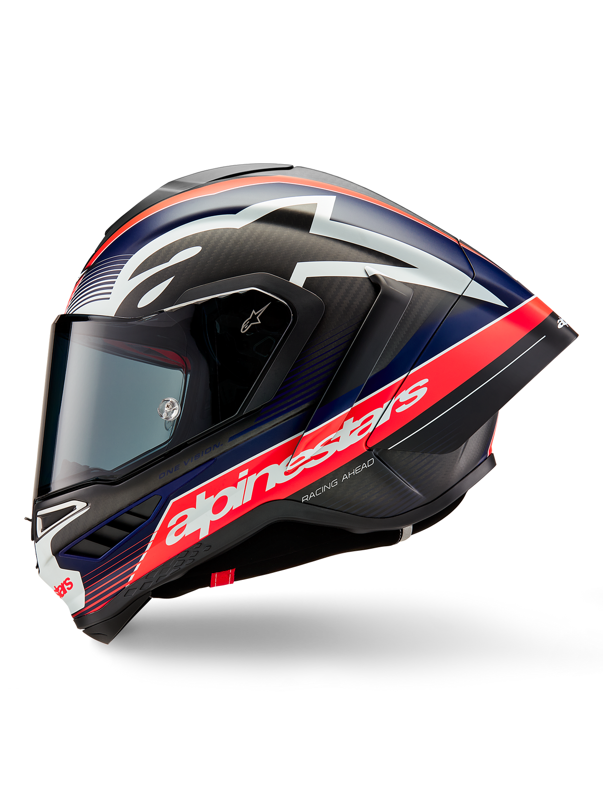 Casco Alpinestars Supertech R10 Team, vista di profilo laterale, Nero Carbonio, Rosso Fluo e Blu Opaco, con un grande logo Alpinestars bianco su una striscia rossa, calotta aerodinamica in fibra di carbonio con visiera oscurata, attrezzatura da corsa motociclistica ad alte prestazioni