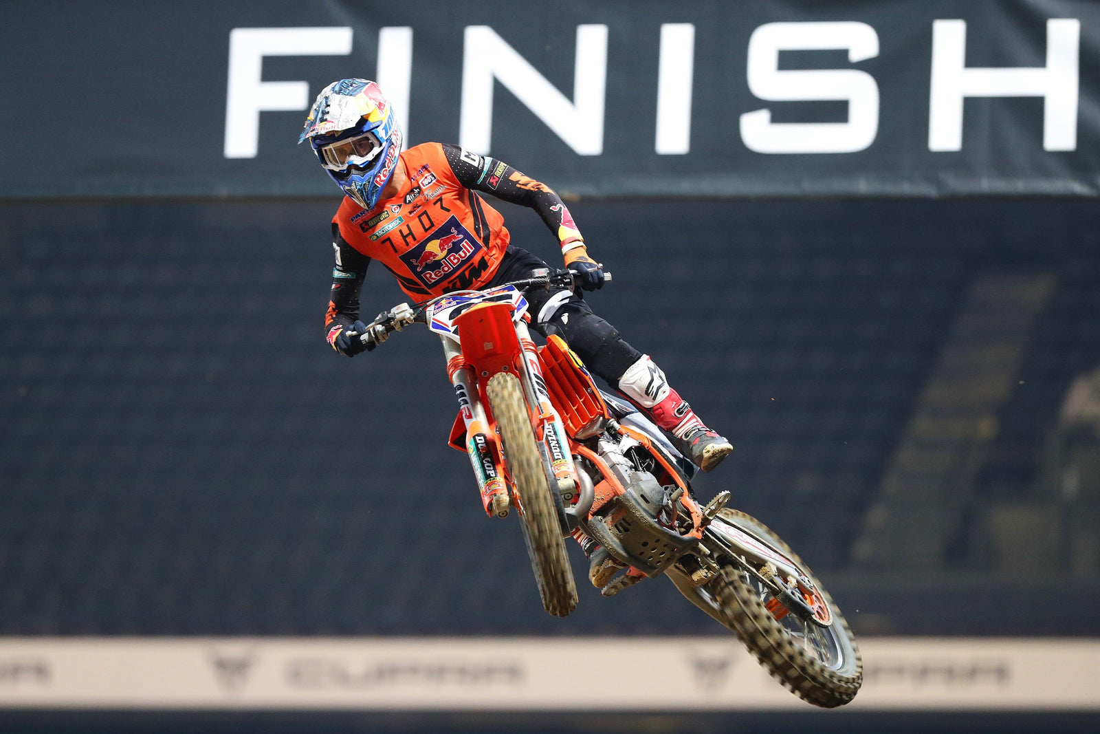 Intoccabile Marvin Musquin è il re di Parigi dopo aver vinto le gare di Paris Supercross