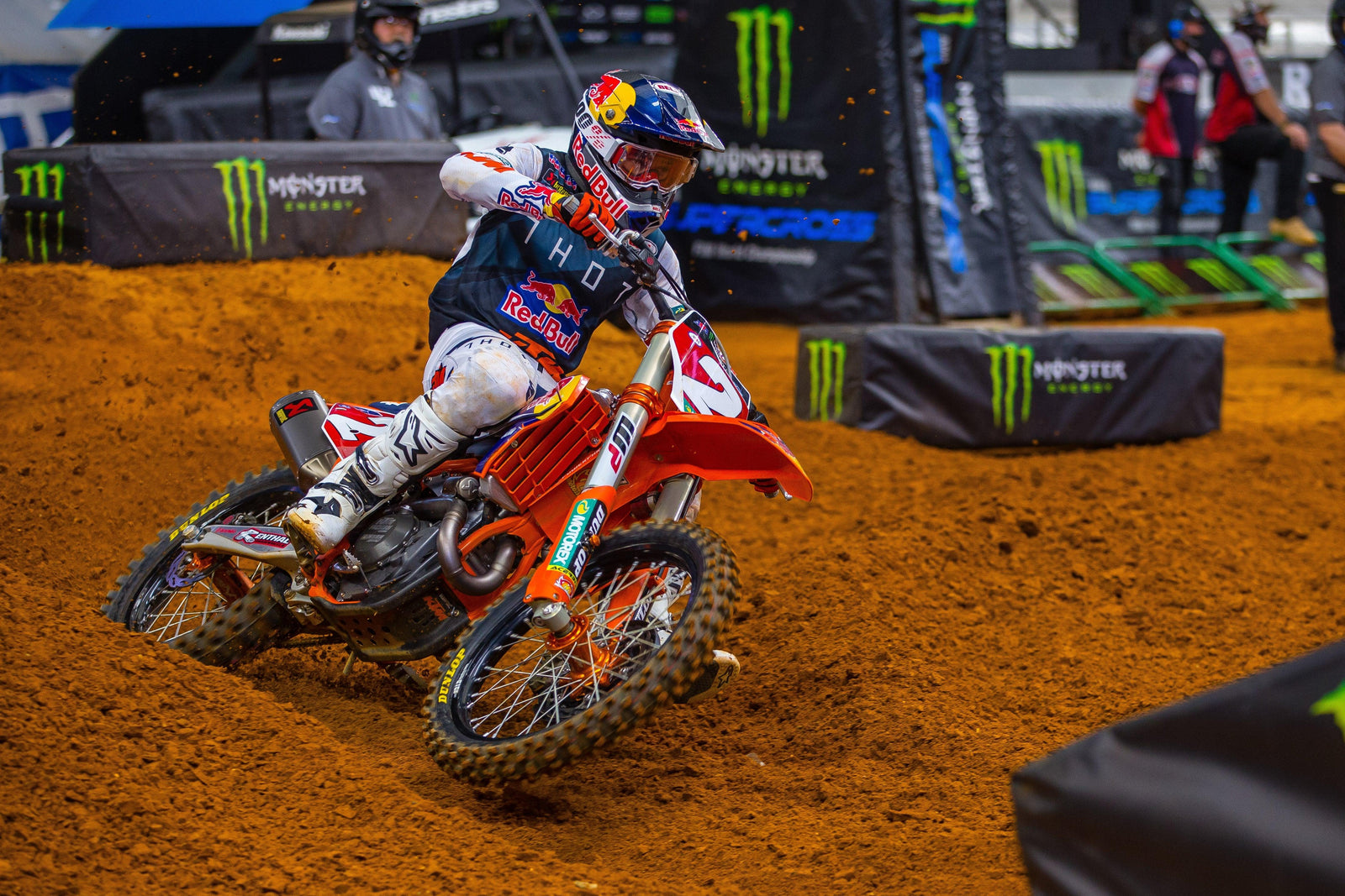 Alpinestars 1,2 Mentre Cooper Webb domina Arlington 2 (West) 450SX per aggiungere un'altra vittoria alla sua cintura