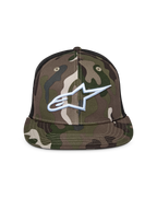 Cappello Alpinestars Corp Trucker, Verde Camo e Nero, cappello trucker a visiera piatta con retro in rete, logo Alpinestars bianco ricamato sul davanti, casual motorsport streetwear