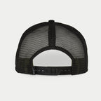 Alpinestars Corp Trucker Hat, nero militare, vista posteriore che mostra i pannelli in mesh nero e la chiusura snapback regolabile, piccola etichetta con logo in tessuto, copricapo casual ispirato al motorsport