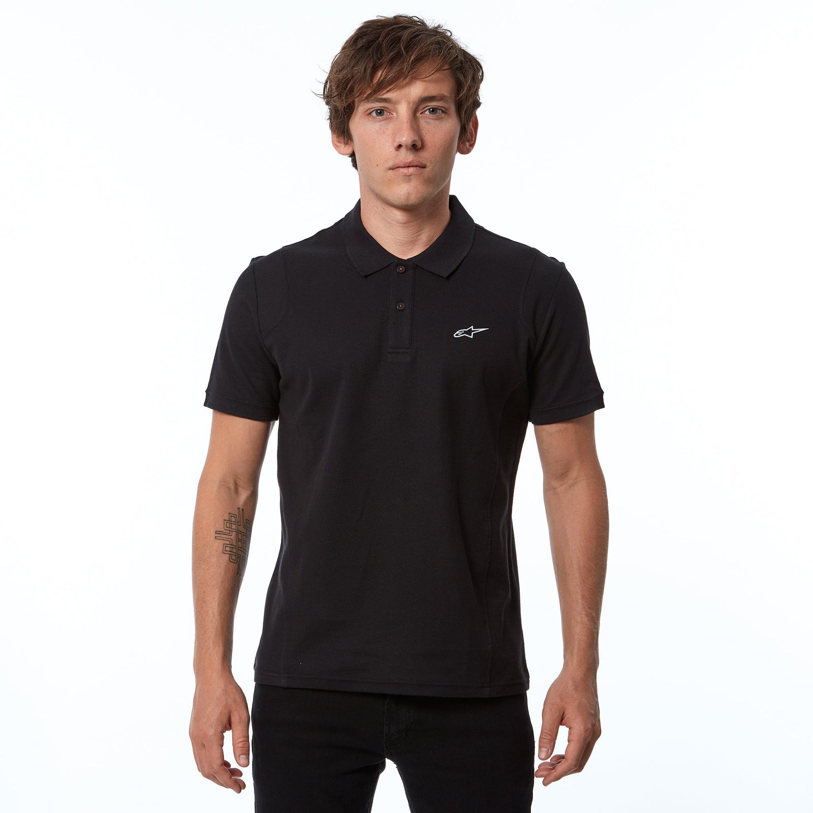 Polo Alpinestars Capital, nero, polo a maniche corte in piqué con logo bianco sul petto, chiusura a due bottoni, colletto e polsini a costine, abbigliamento casual lifestyle motorsport