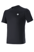 Alpinestars Dot Tech Tee, maglietta a maniche corte, nera, piccolo logo circolare con stella Alpinestars sul petto, abbigliamento tecnico per MTB