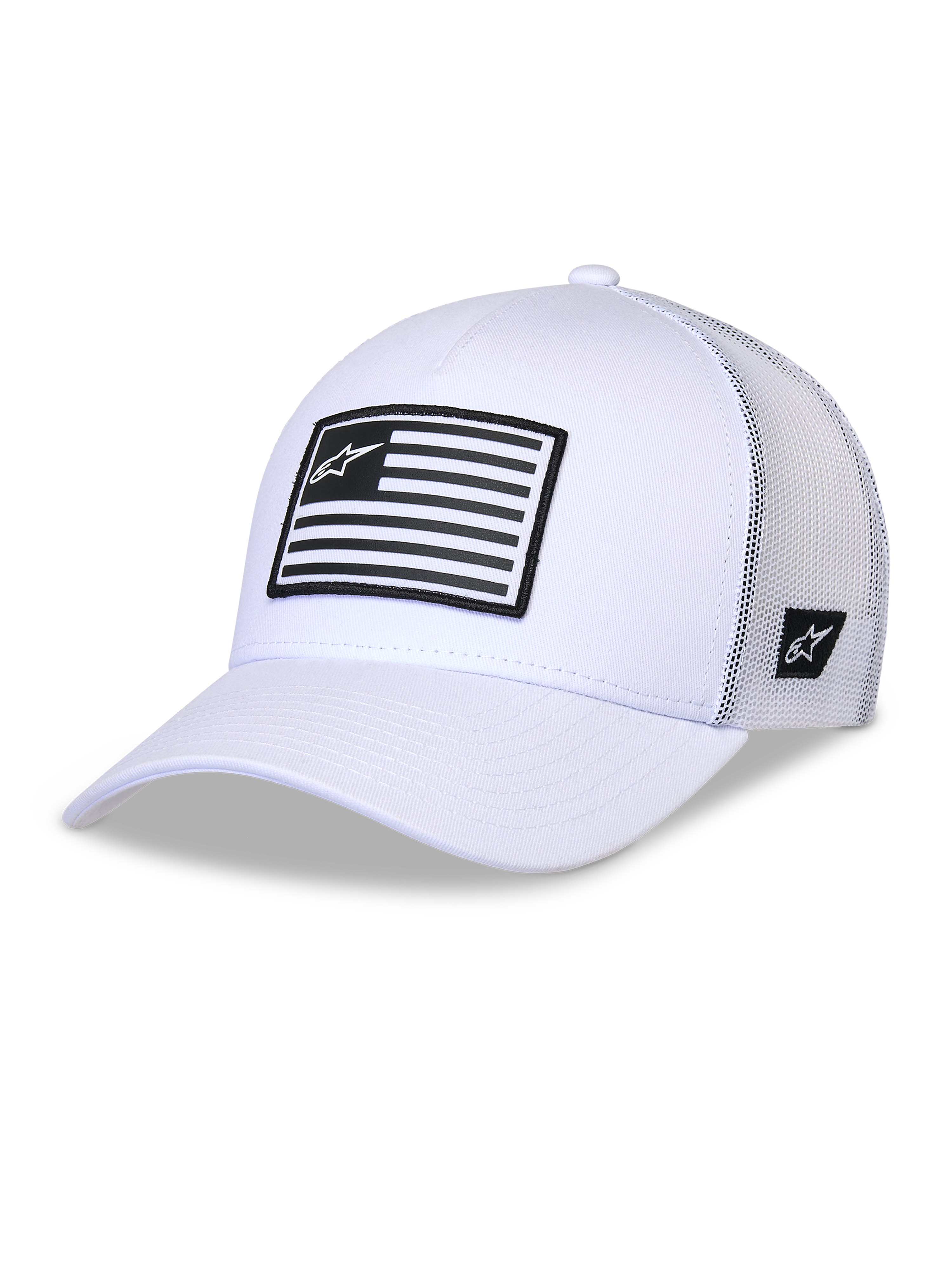 Alpinestars Flag Snapback Hat, cappello trucker bianco, corona strutturata con visiera curva, pannelli posteriori in rete bianca, patch frontale a strisce bianche e nere con logo, copricapo casual ispirato al motorsport