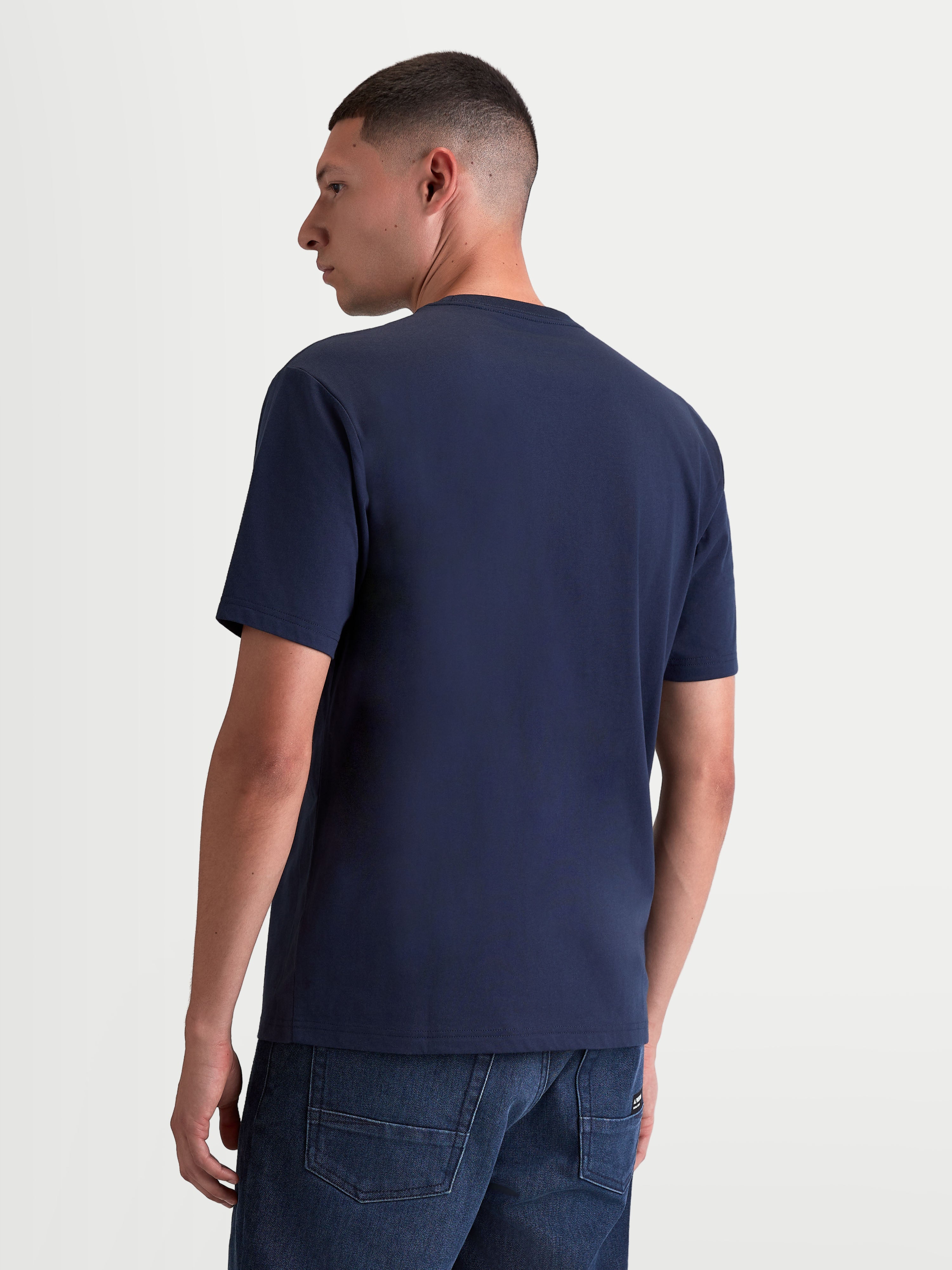 Alpinestars Maglietta Ageless 2.0 CSF, maglietta a maniche corte sportswear da uomo, blu navy, vista posteriore, in misto cotone e poliestere con vestibilità cut-and-sew per il comfort quotidiano.