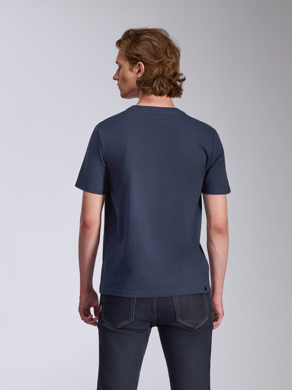 Alpinestars Ageless 2.0 CSF Tee, maglietta a maniche corte, blu navy, vista posteriore, design semplice, streetwear casual da motorsport
