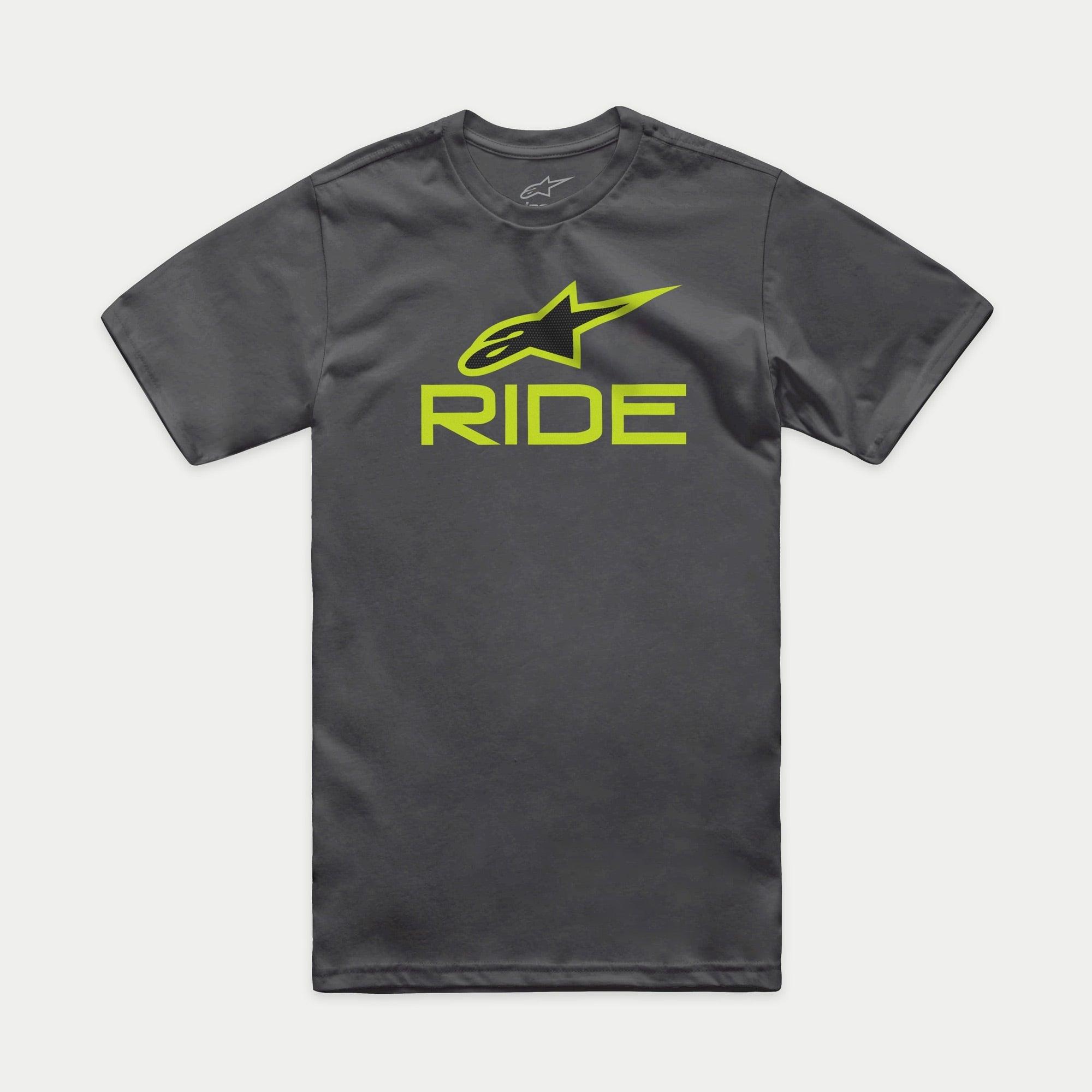 Alpinestars Ride 4.0 CSF Tee, t-shirt a maniche corte, color antracite, logo Alpinestars verde lime e nero con scritta RIDE, abbigliamento sportivo casual per il motorsport