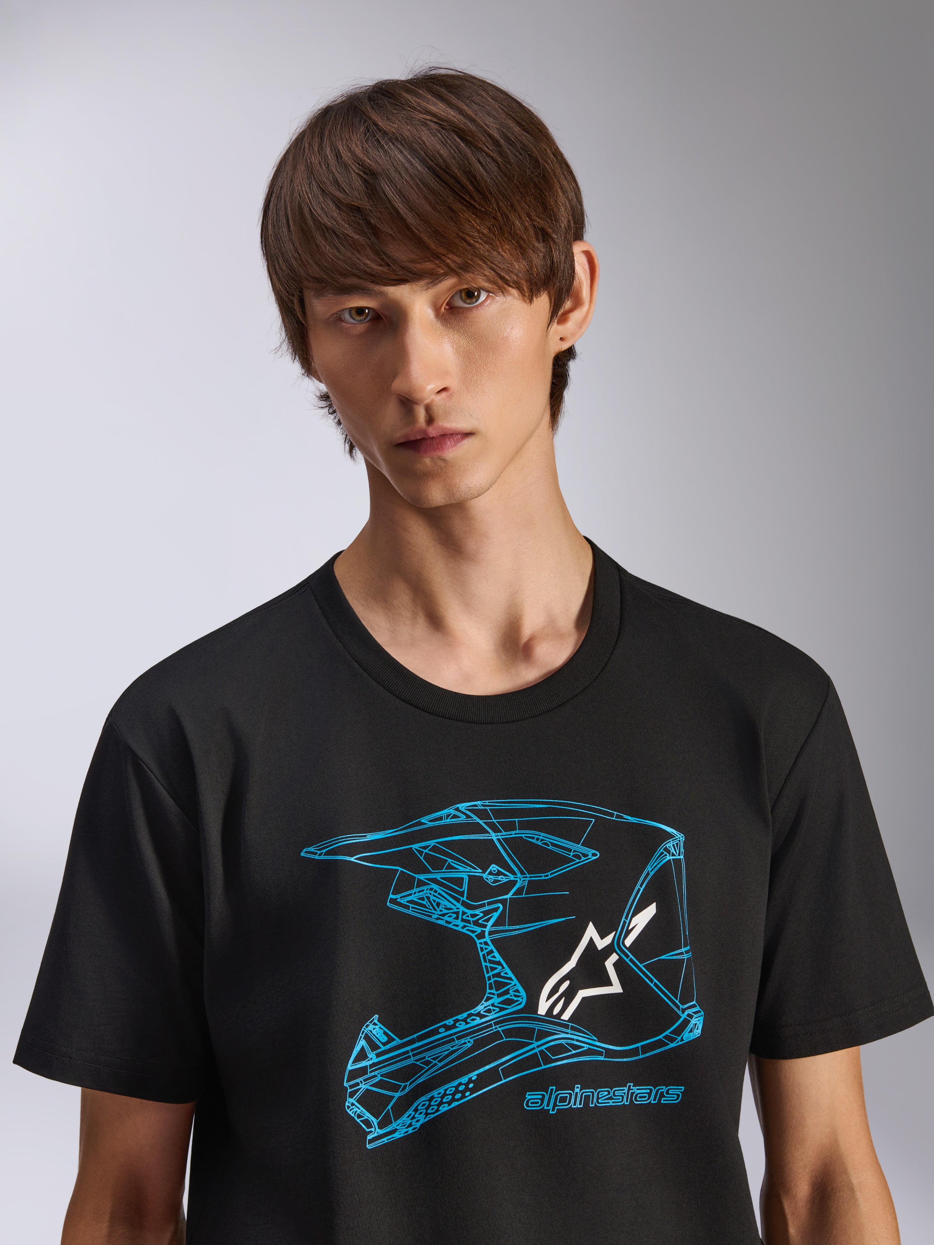 Alpinestars CSF Tee, maglietta a maniche corte, nero, grafica blu del casco MX con logo bianco, abbigliamento sportivo casual motorsport
