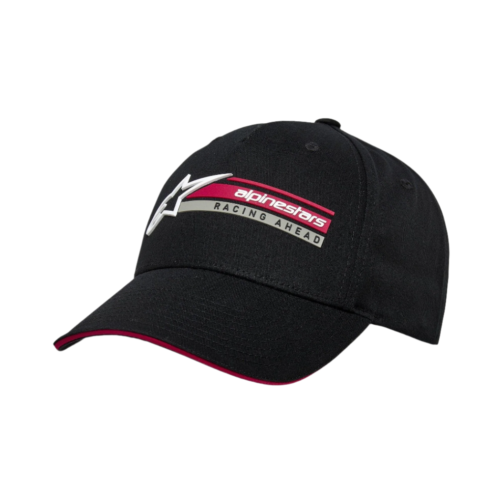 Cappello Par Alpinestars, cappellino snapback nero, visiera curva con dettaglio sandwich rosso, ricamo 3D laterale con logo Alpinestars e scritta Racing Ahead, abbigliamento sportivo casual strutturato