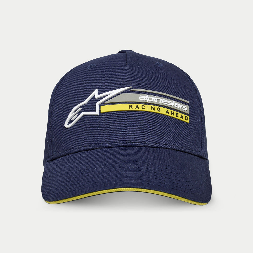 Alpinestars Cappello Par, blu navy, cappellino snapback strutturato con visiera curva, con logo Astars 3D bianco e grafica 'alpinestars RACING AHEAD' grigia e gialla, dettaglio giallo sulla visiera sandwich, streetwear casual da motorsport